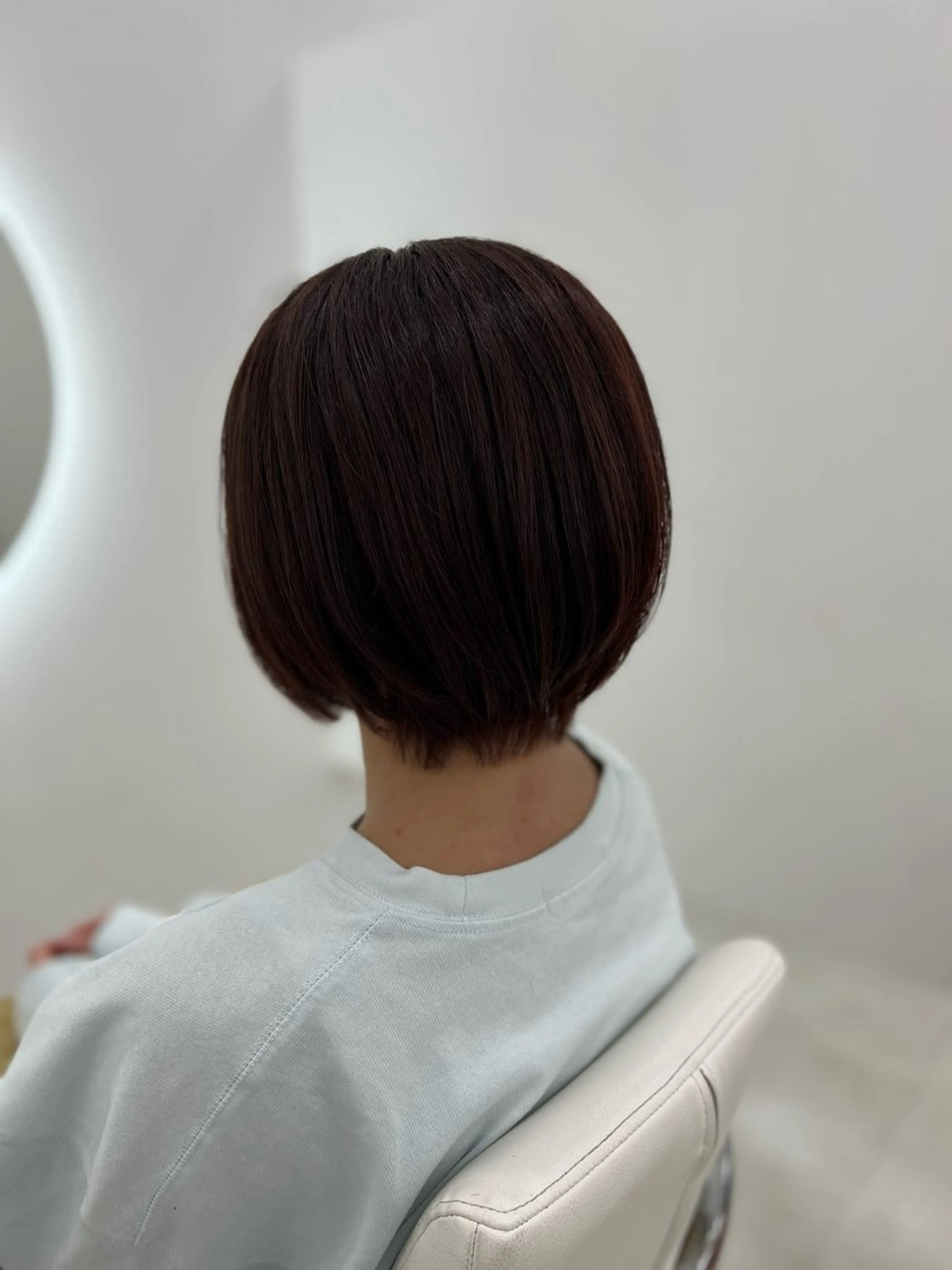 ショート カラー カット ヘアカラー トリートメント 吉田 悠乃のヘアスタイル