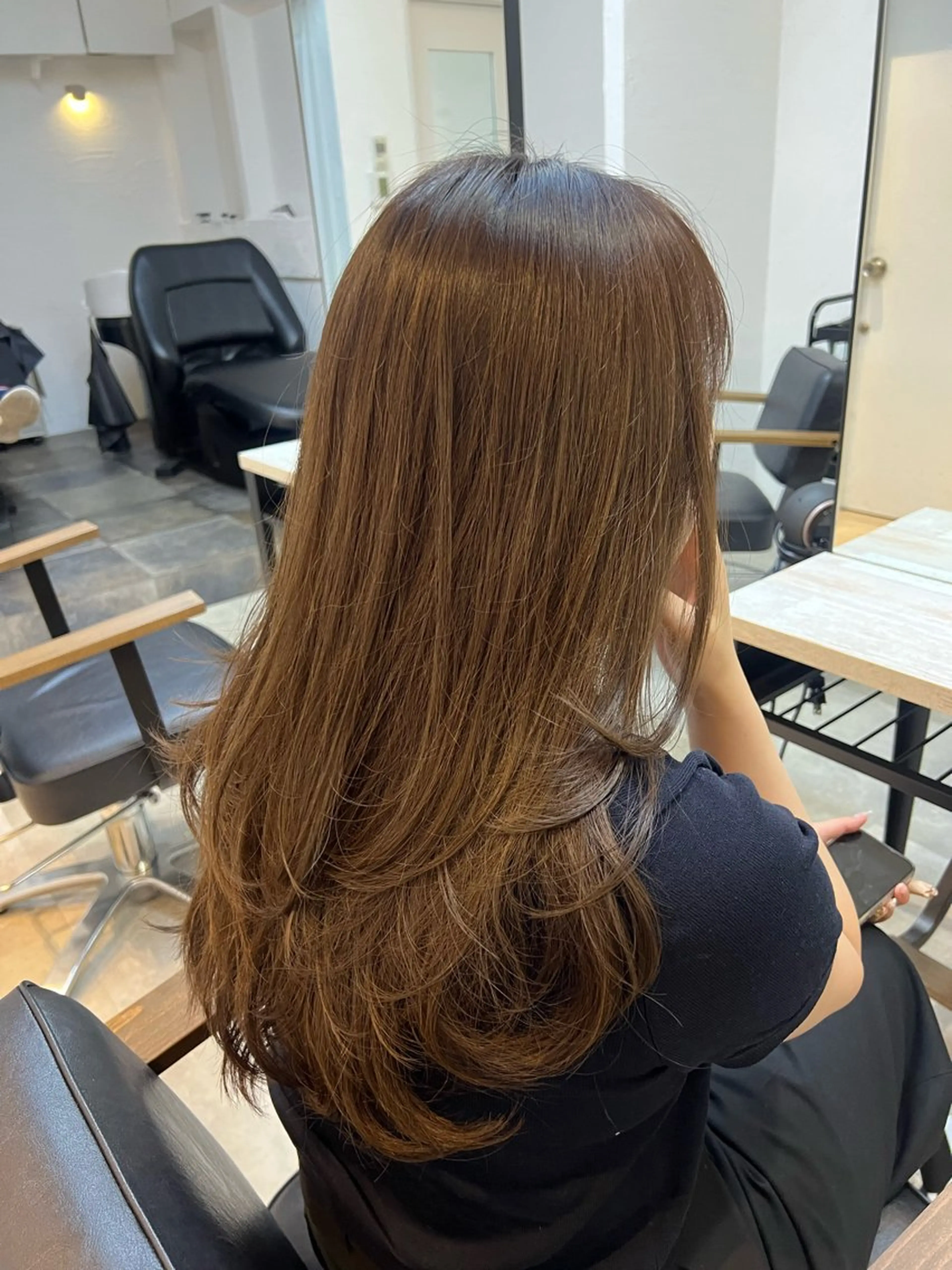 セミロング カラー 🥀韓国ヘア🥀 宮津真菜のヘアスタイル