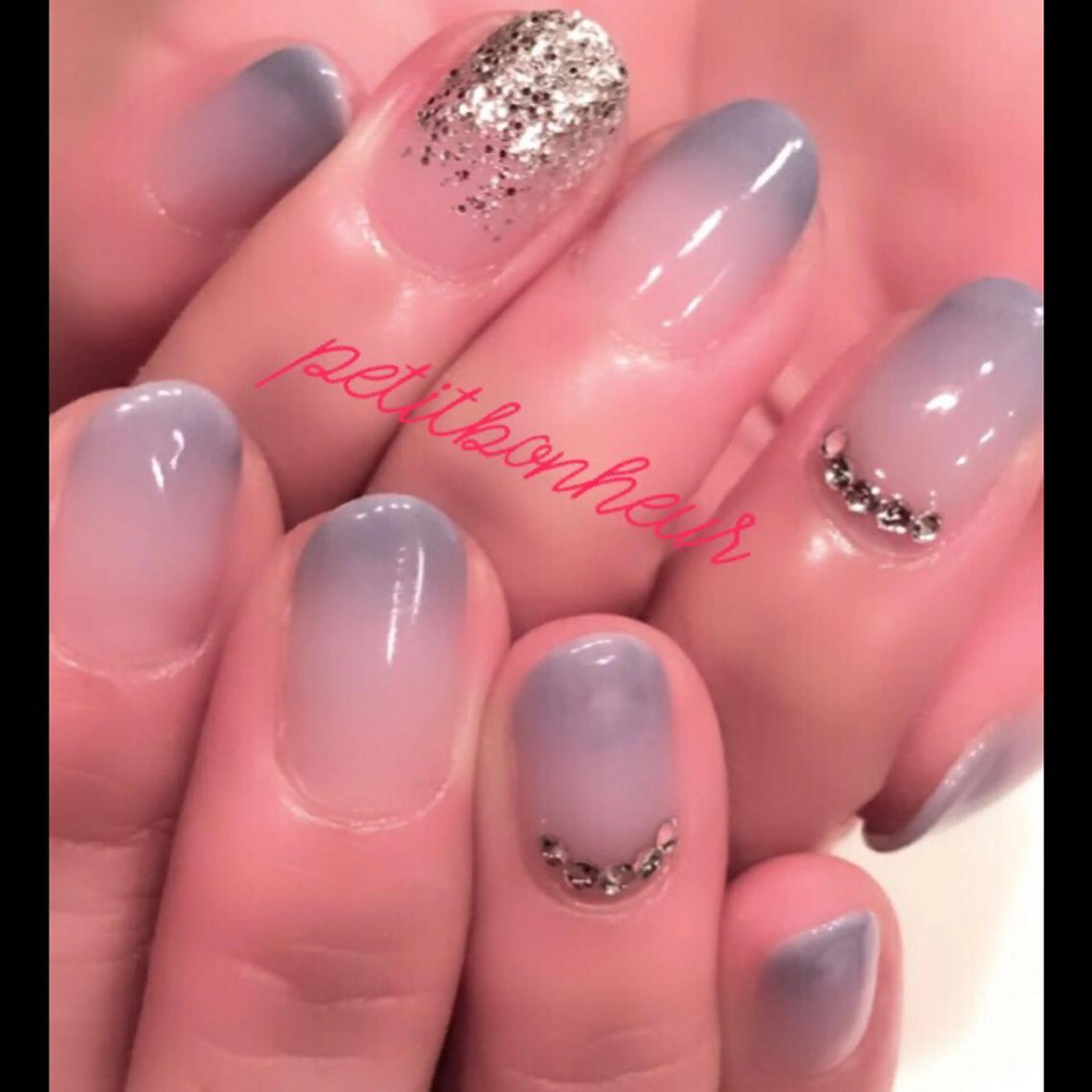 ネイル ブルー グラデーション Mas Miのネイルデザイン