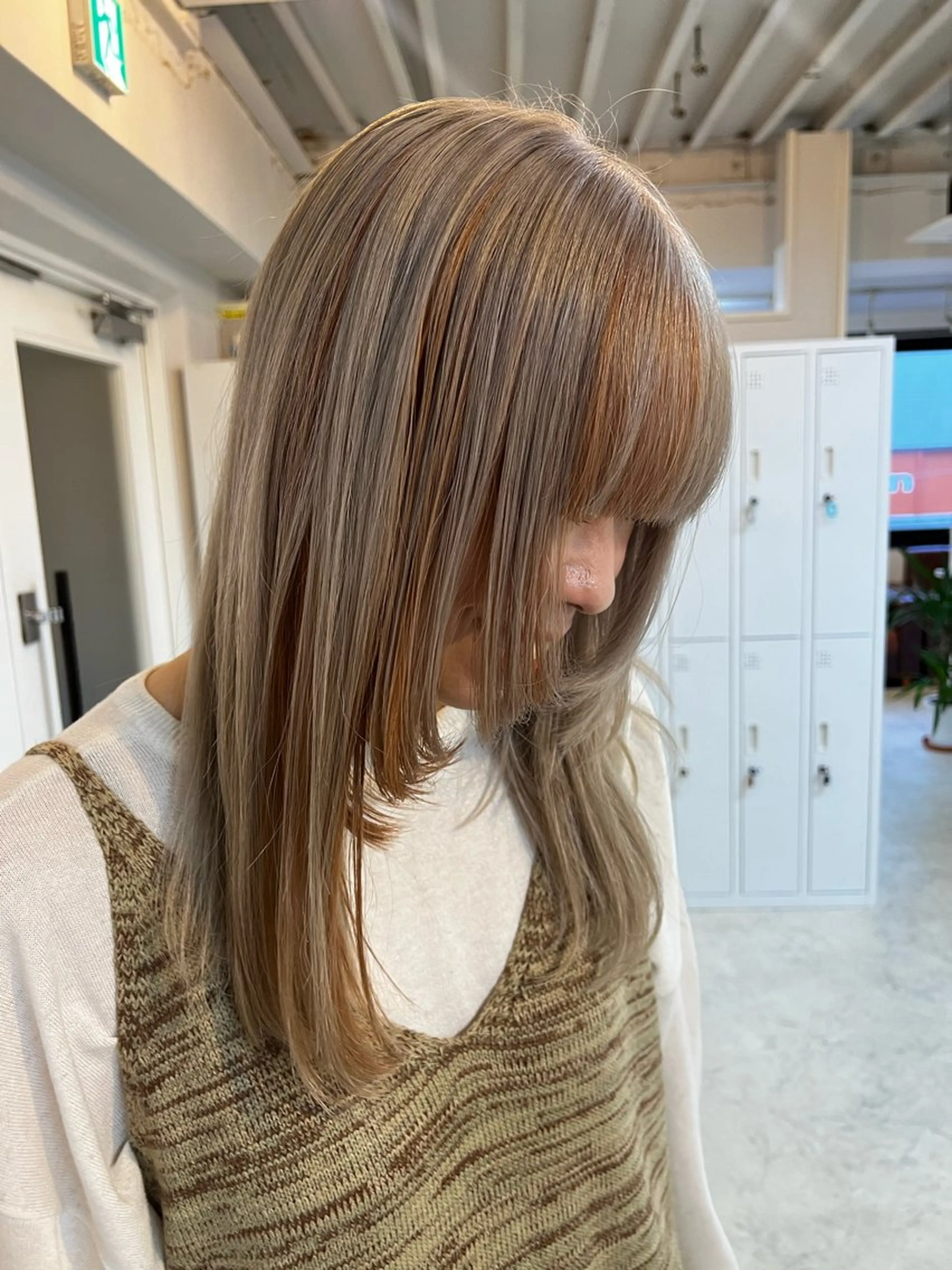 ロング カラー ブリーチ ブラウンカラー デザインカラー オレンジ オレンジブラウン ヘアカラー 🤍中野 レオ🤍のヘアスタイル