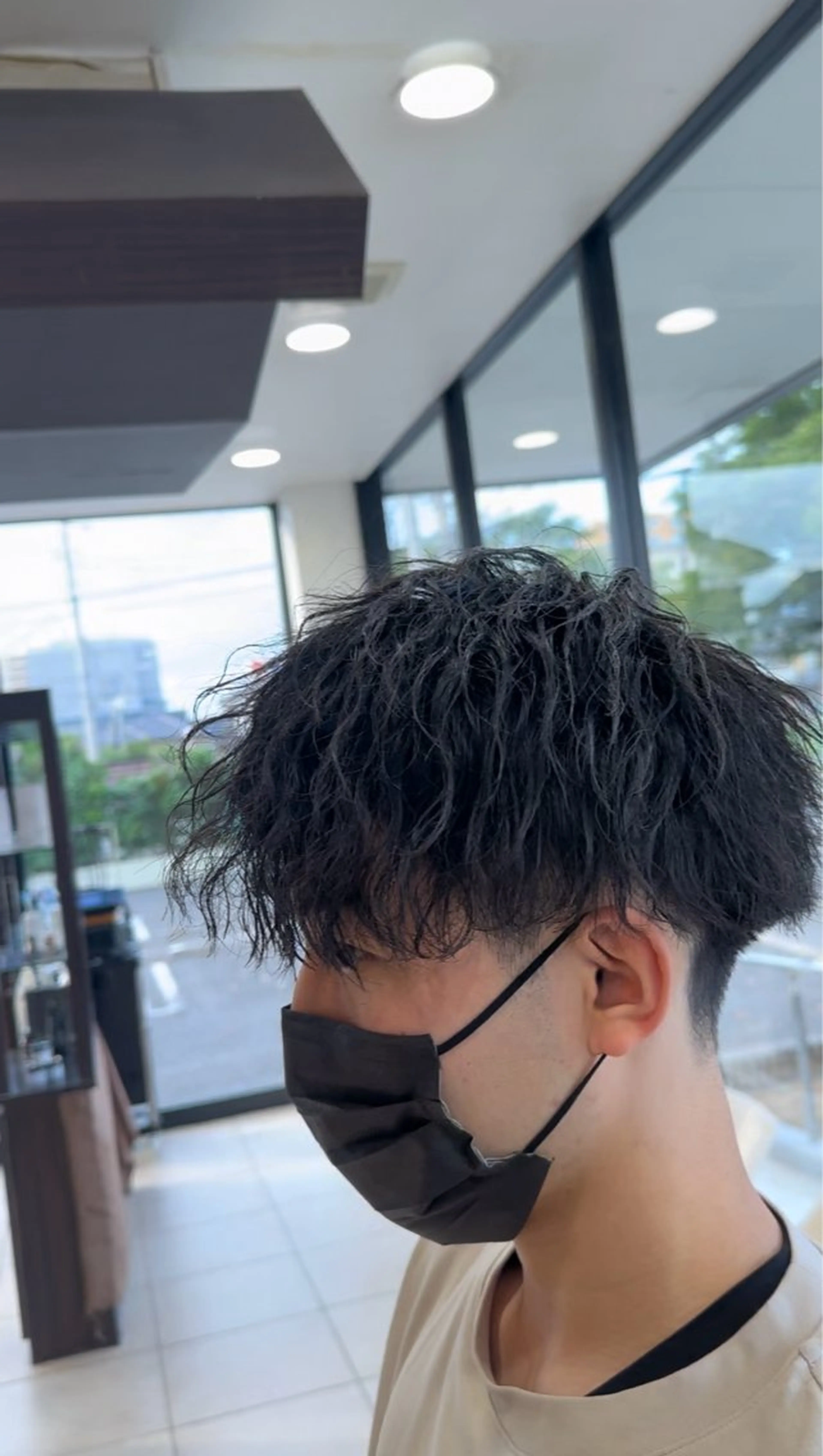 ショート ”メンズ”垢抜け🔥 QUATRO片岡のヘアスタイル