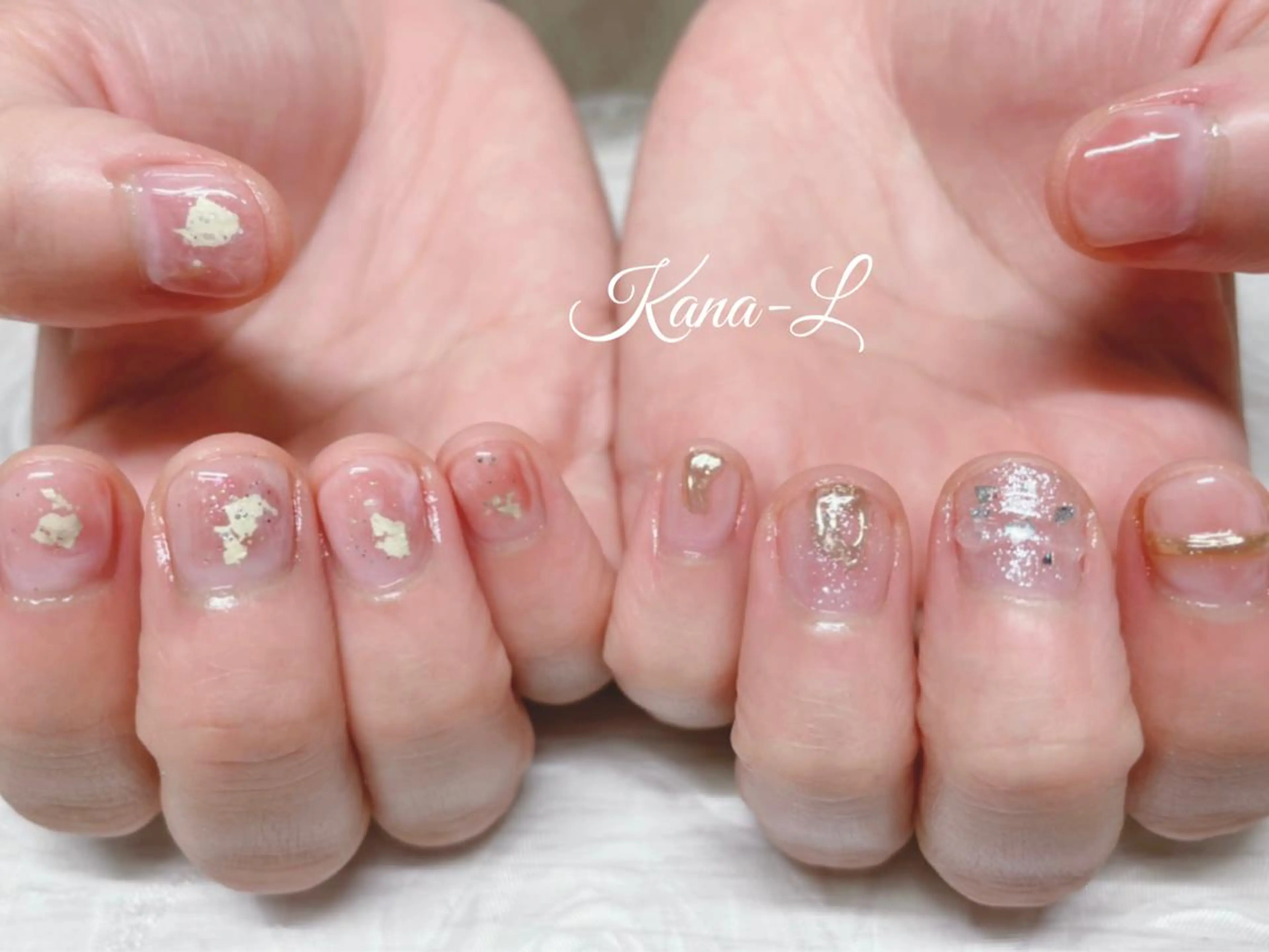 カラー ネイル ジェルネイル キラキラネイル ニュアンスネイル パラジェル 芦辺 香奈のネイルデザイン