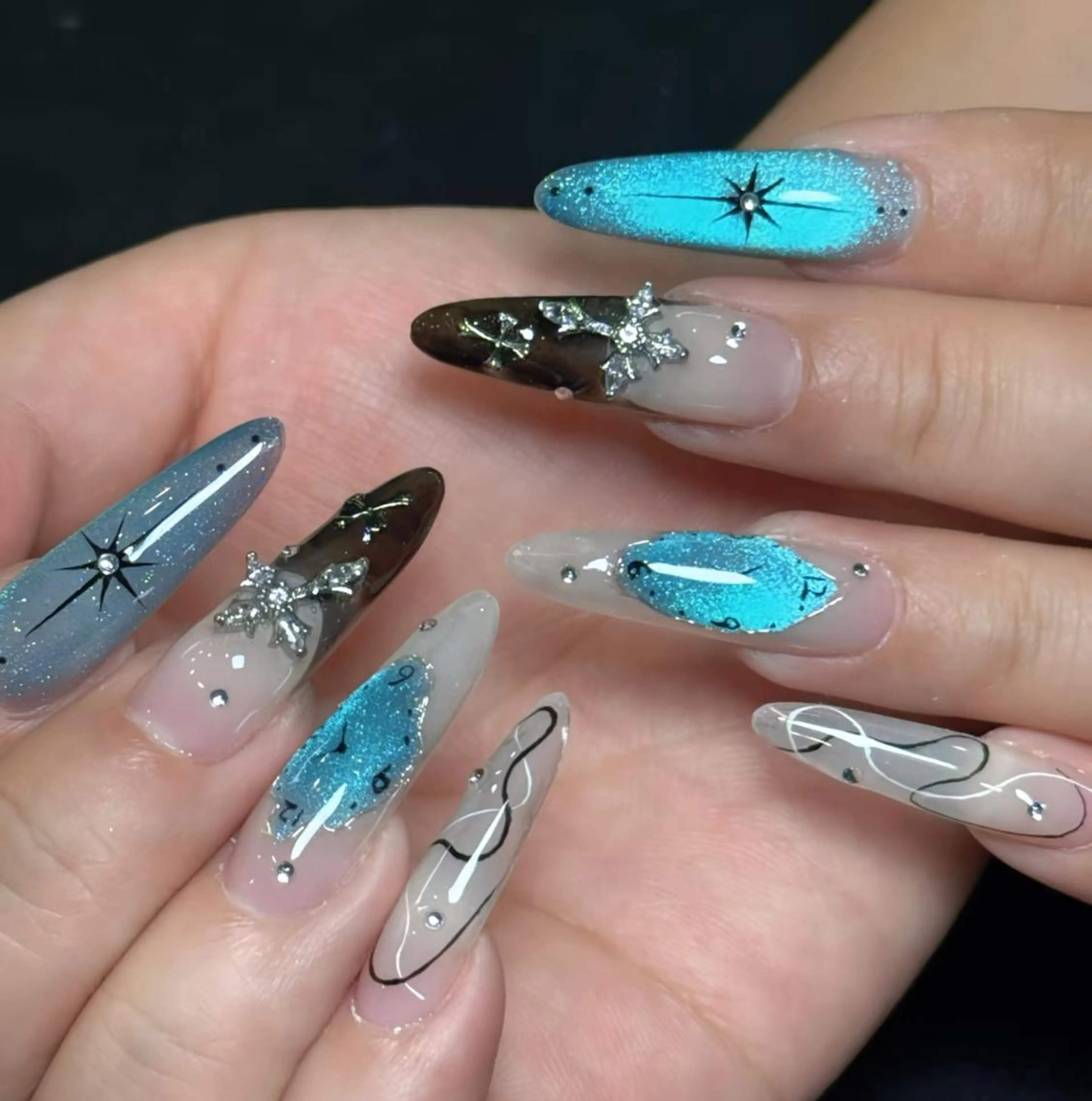 ネイル ハンドネイル 🎀 NaNa_nailのネイルデザイン