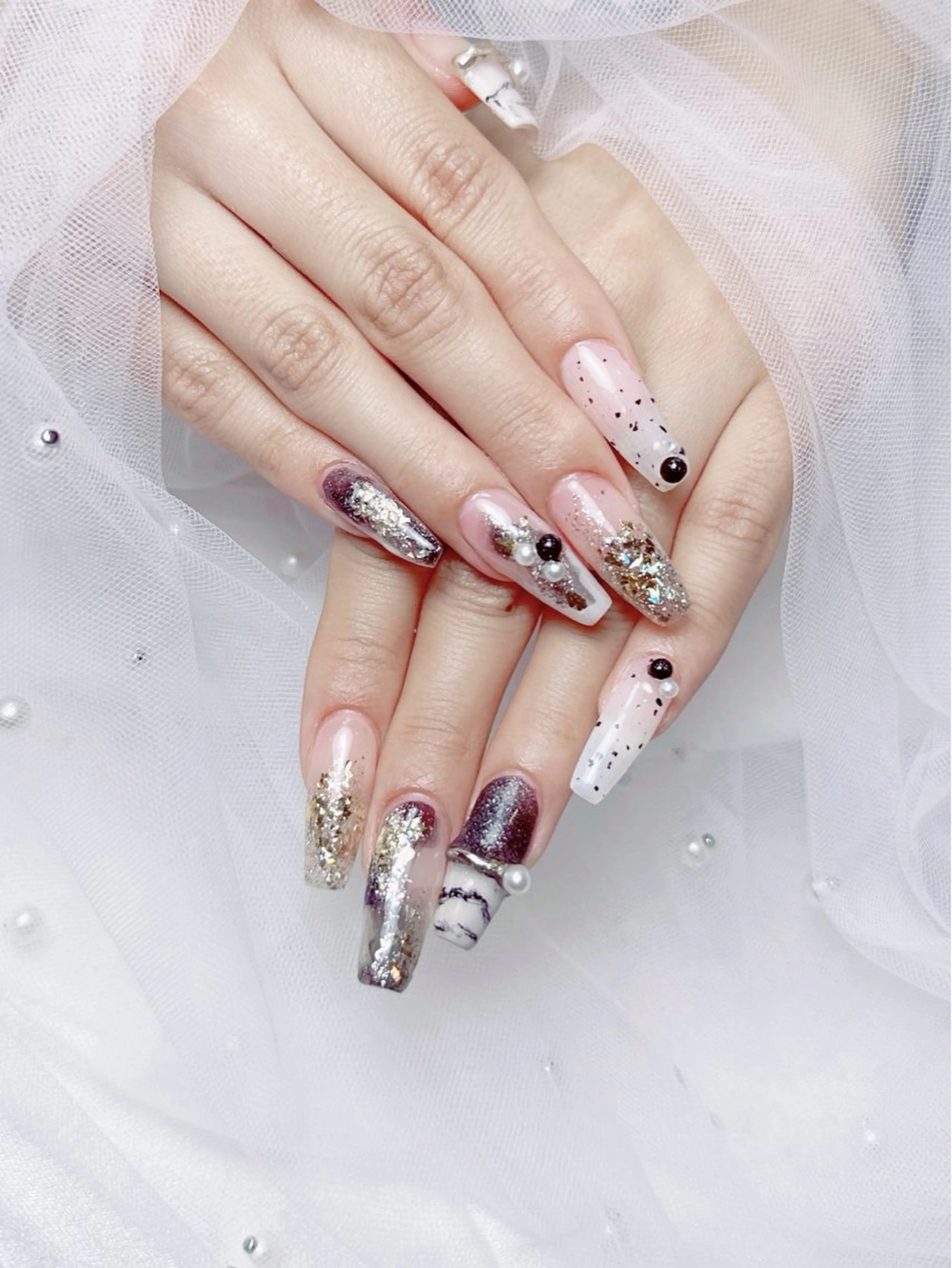 ネイル フレンチネイル ジェルネイル ハート 韓国ネイル マグネットネイル ハンドネイル ネイルサロン lotusのネイルデザイン