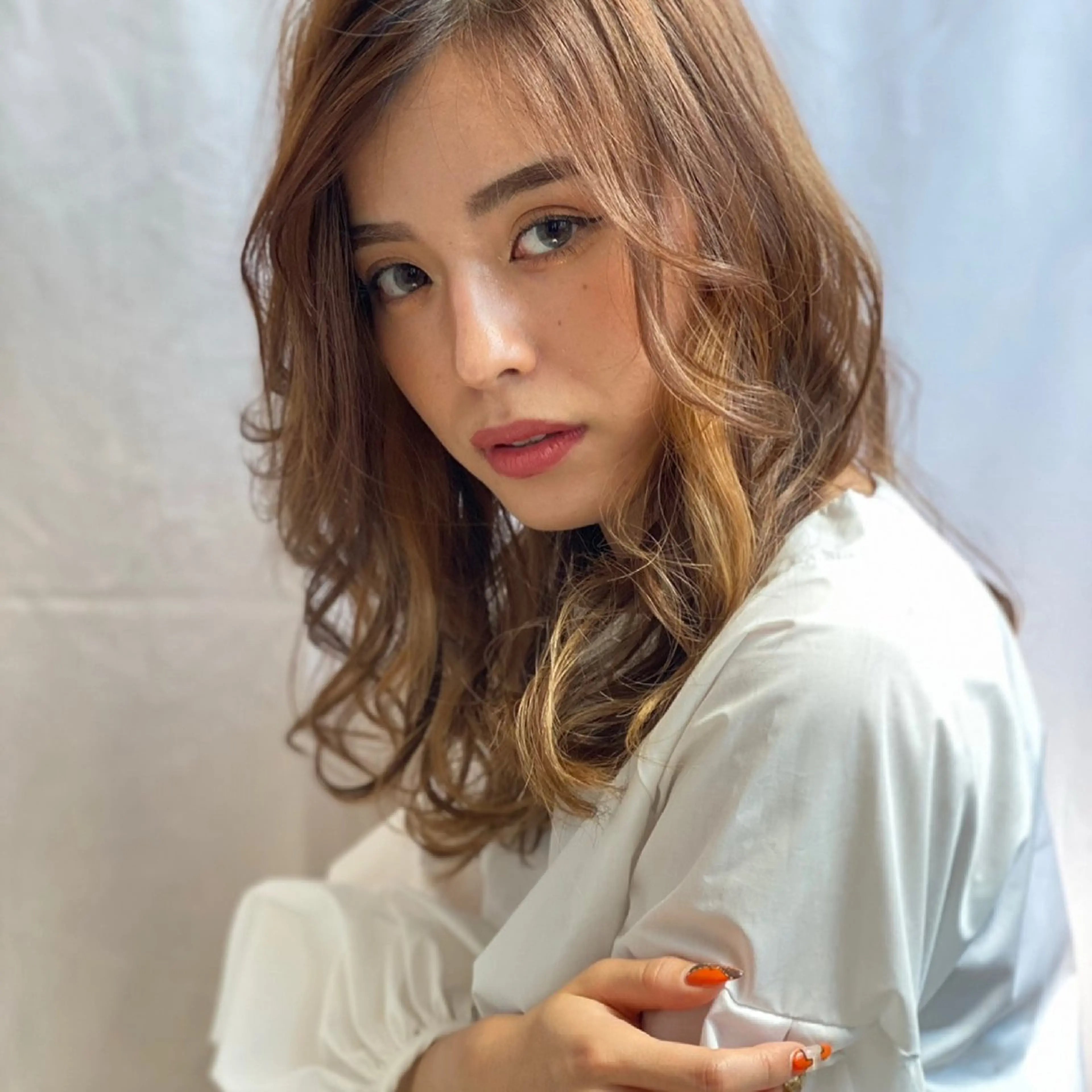 ミディアム 顔周りデザイン/ ママ美容師/濱ほのかのヘアスタイル