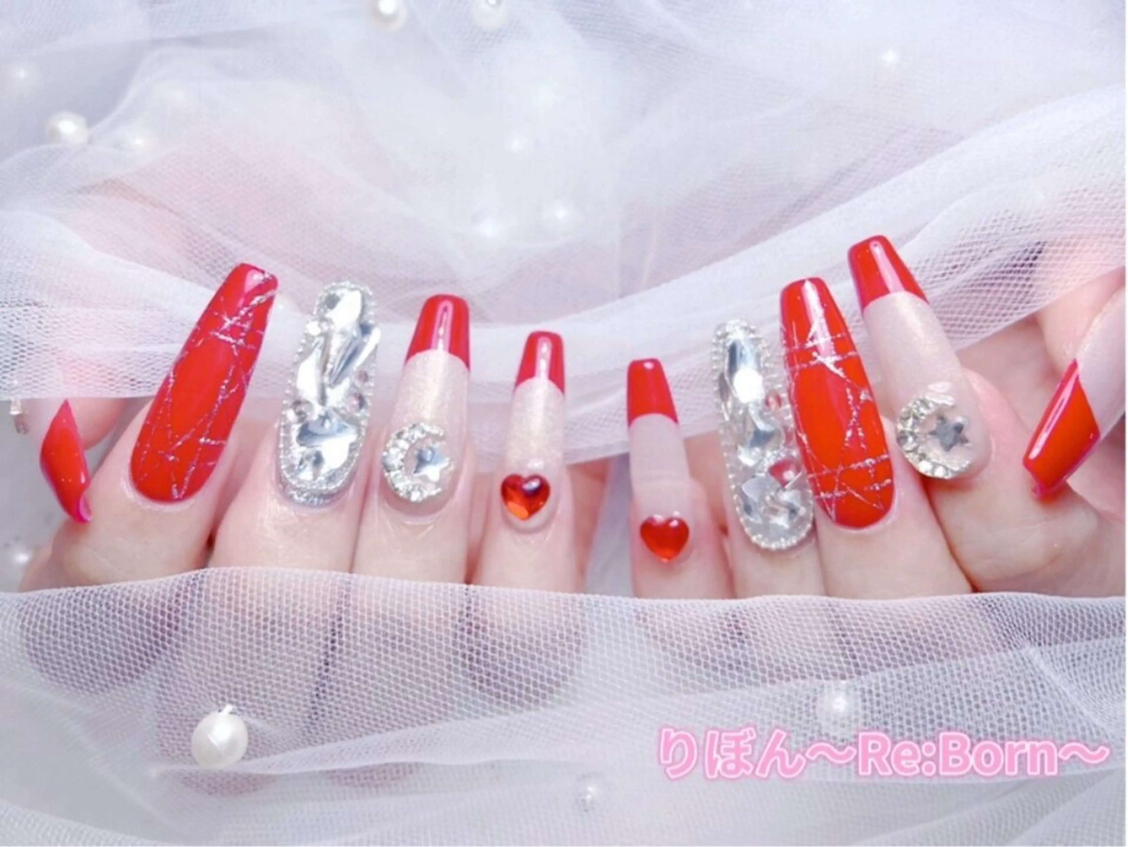 セミロング フレンチガーリー クリスマス ハンドネイル りぼん Re:Bonrのネイルデザイン