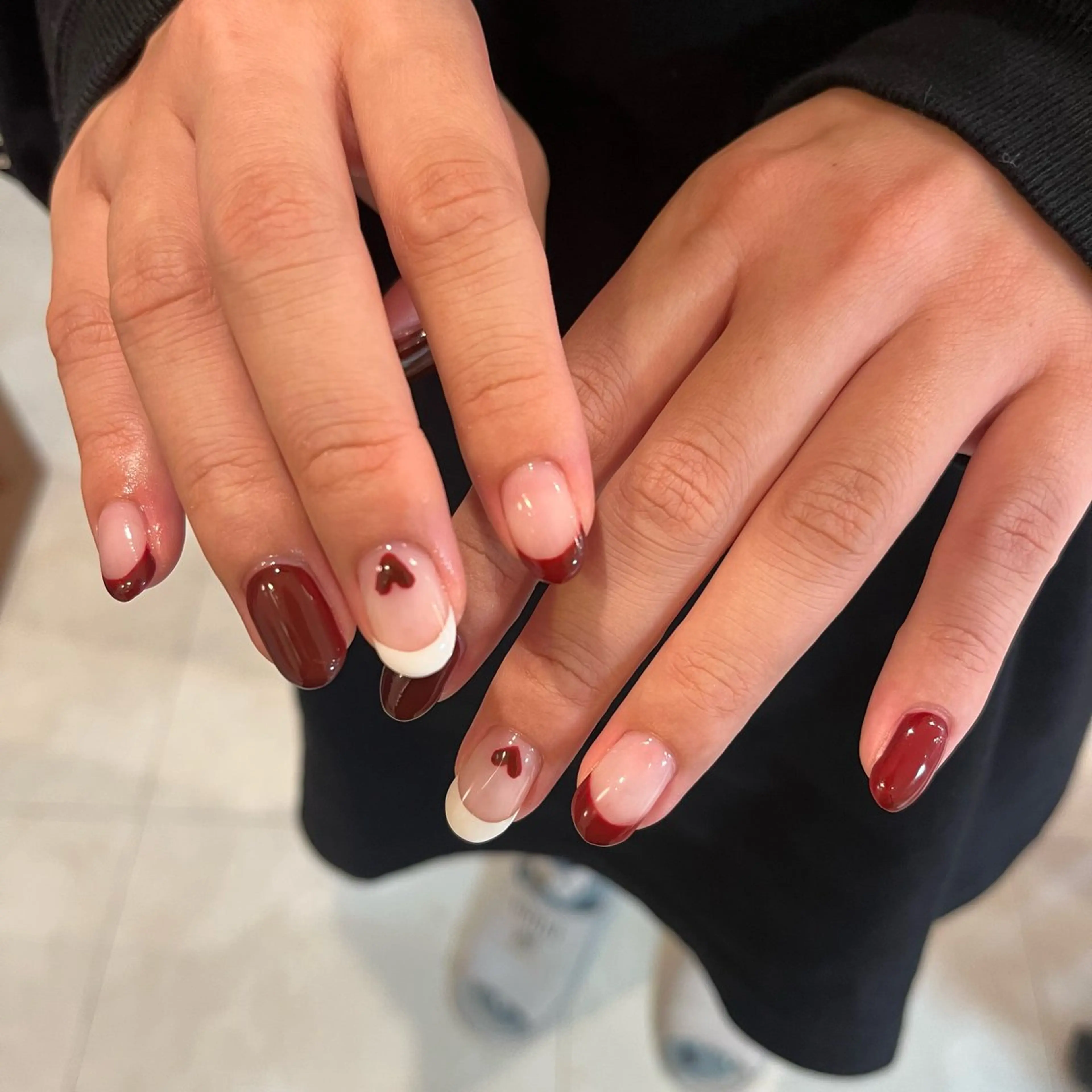 ネイル フレンチネイル ハート 持ち込み Briwa✨nail 💅enoi ❤︎のネイルデザイン