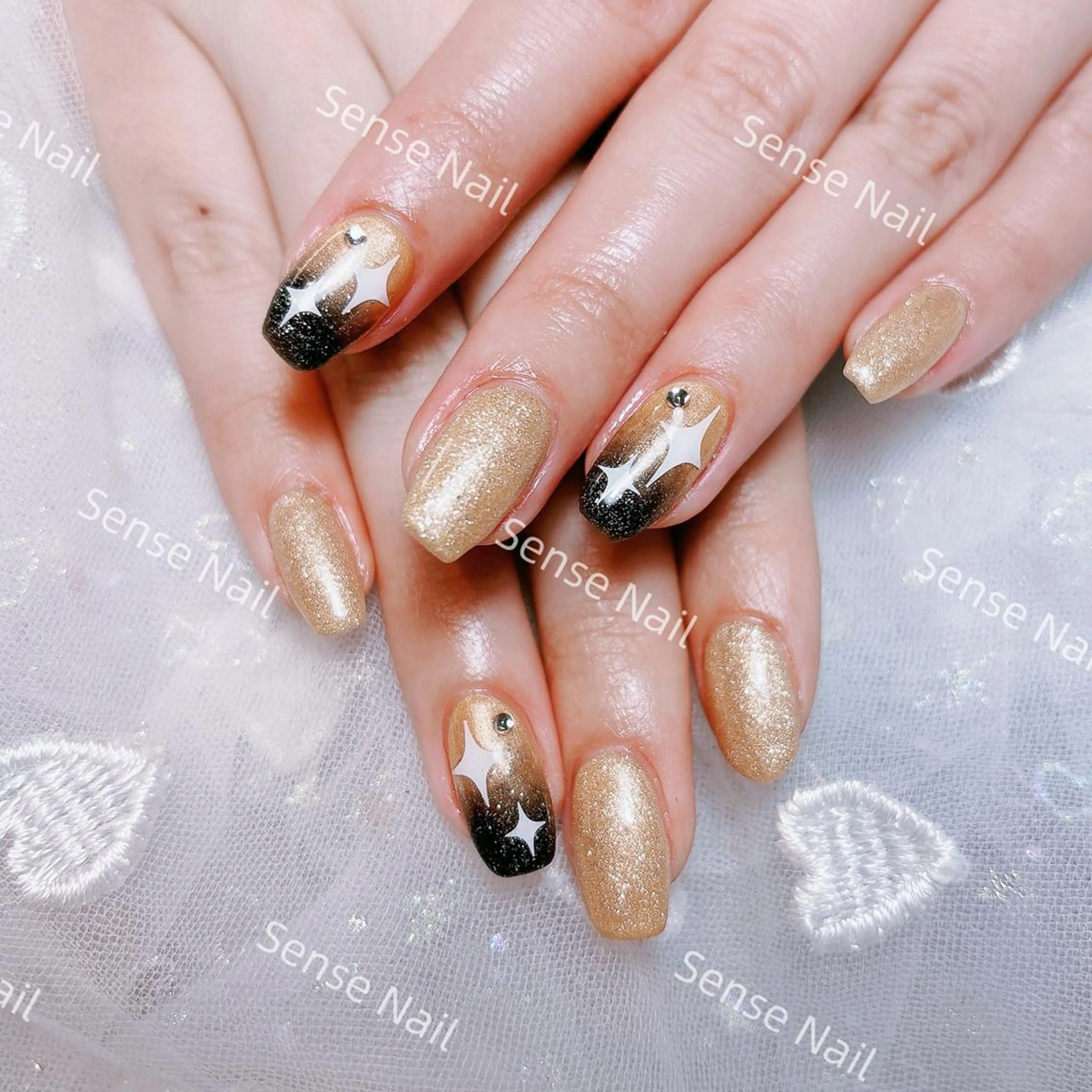 ネイル ハンドネイル ハンドケア Feinn Ink💕のネイルデザイン