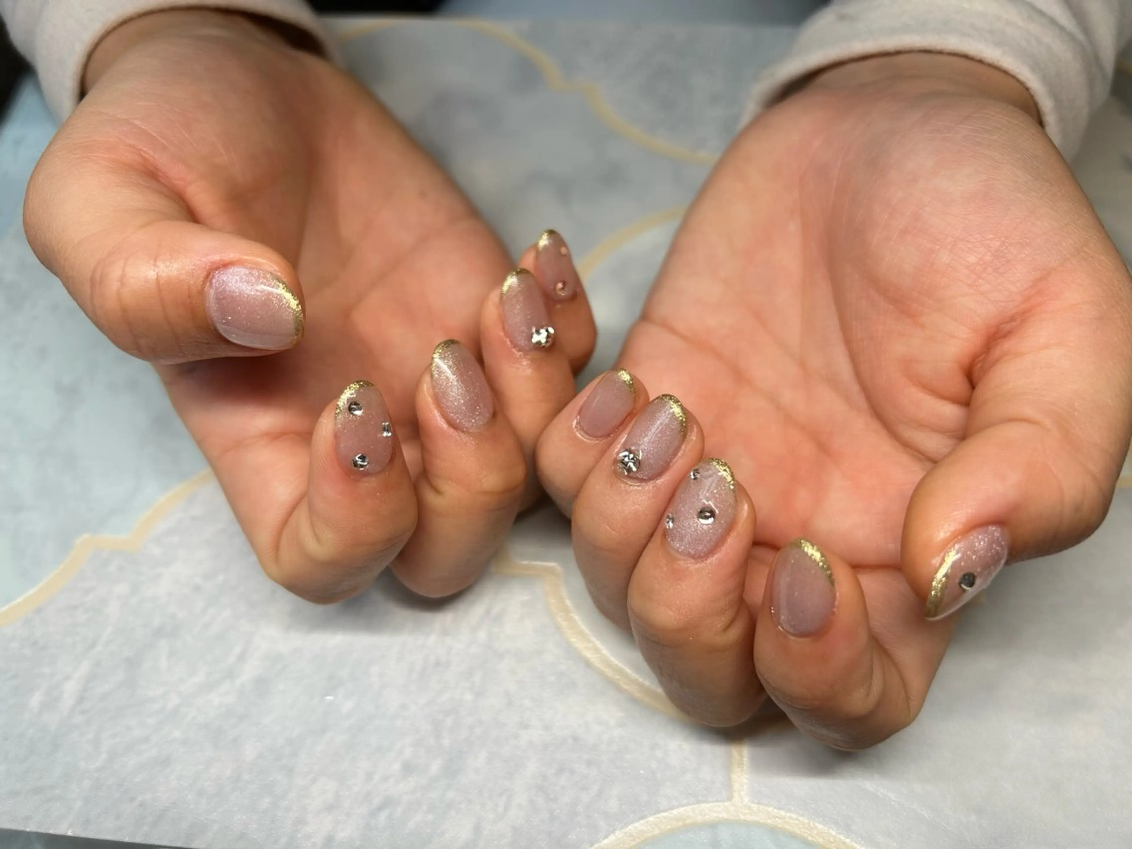 ネイル フレンチネイル マグネットネイル ハンドネイル Lisa’s Salonのネイルデザイン