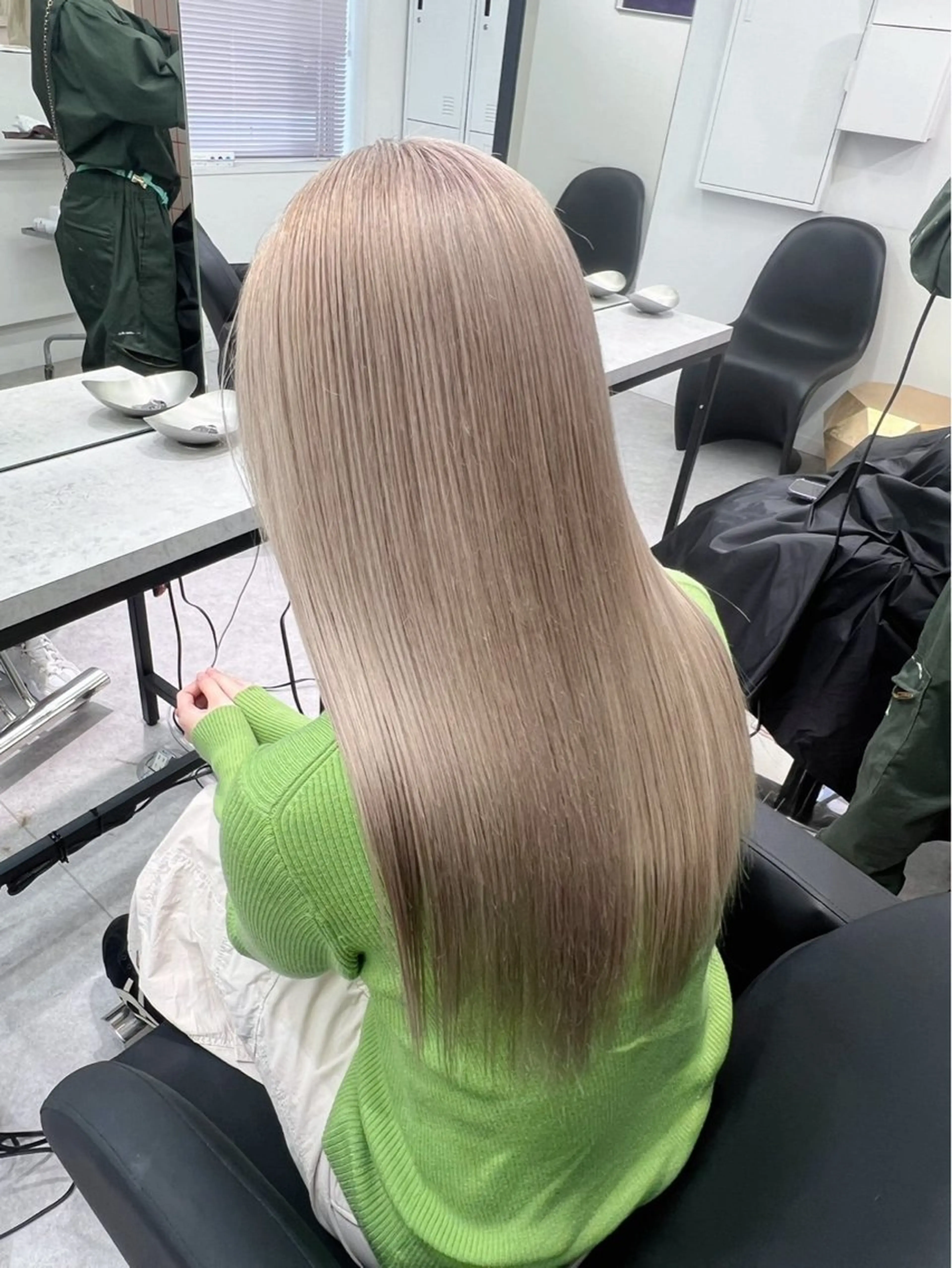 ロング カラー ブリーチ ダブルカラー ハイトーンカラー PELE所属・カットモデル無料 レイヤー、ボブ森龍哉のヘアスタイル