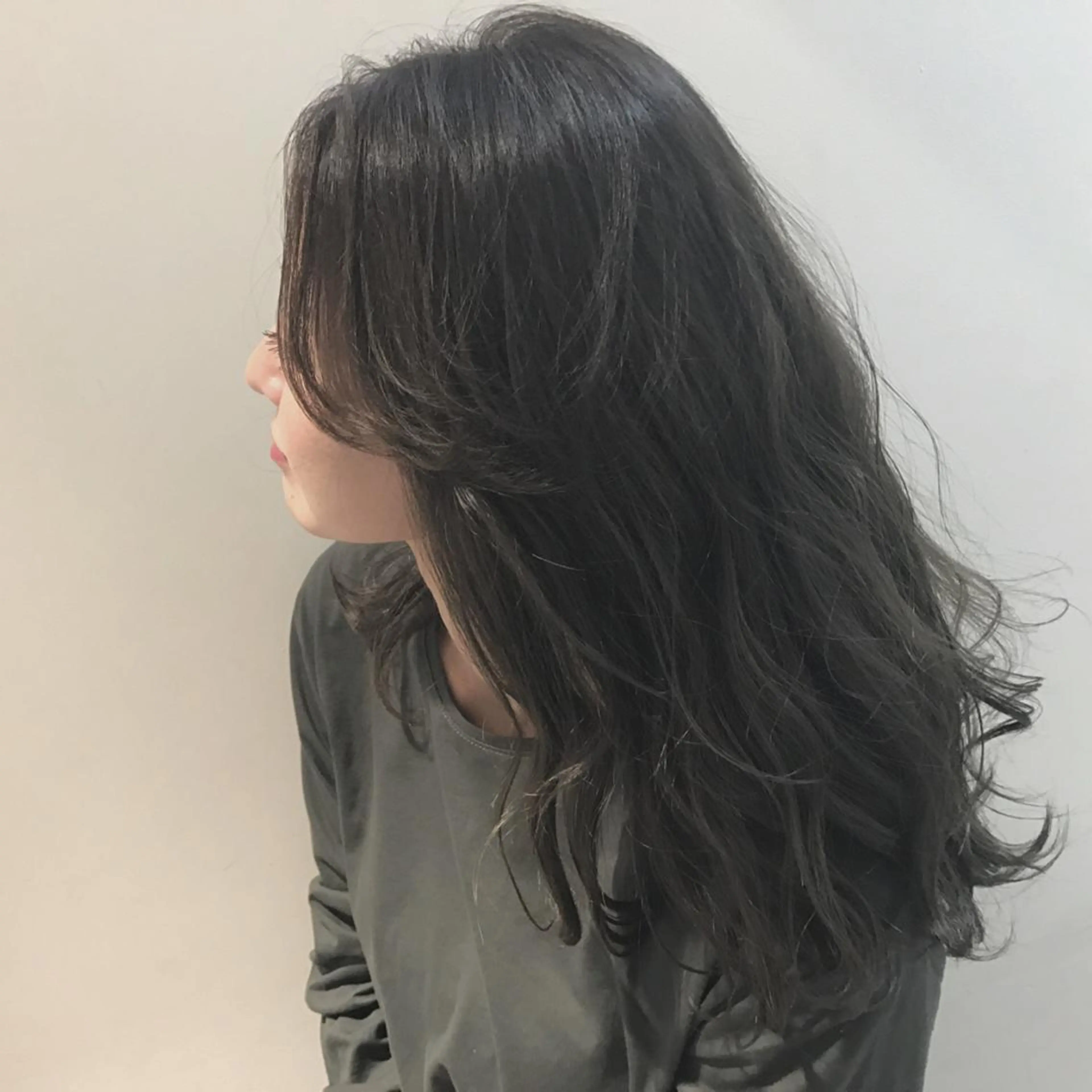 ロング カラー パーマ 渋谷ブリーチカラー 韓国ヘアyuikoのヘアスタイル