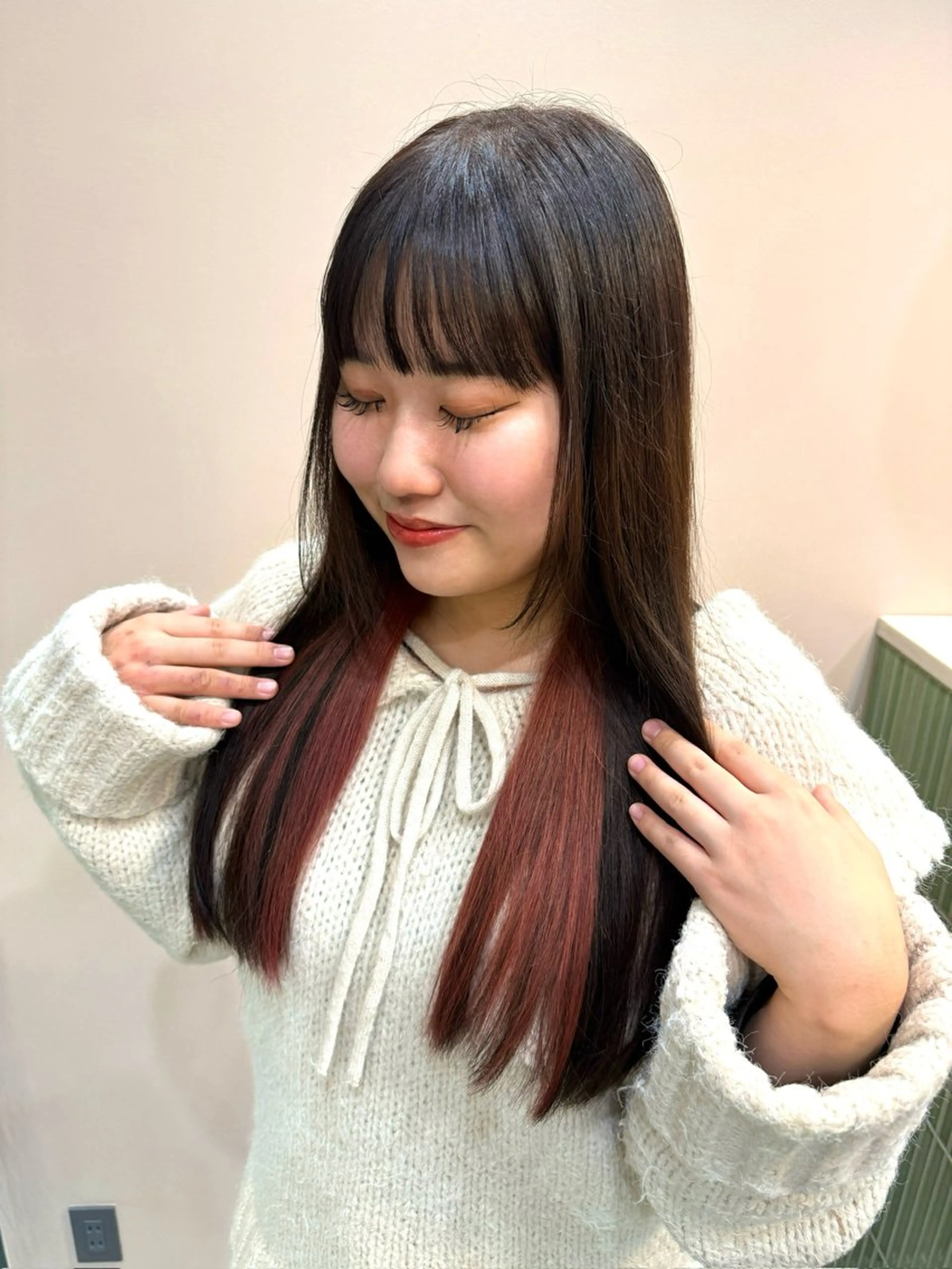 カラー インナーカラー igggy所属・松岡 茉和のヘアスタイル