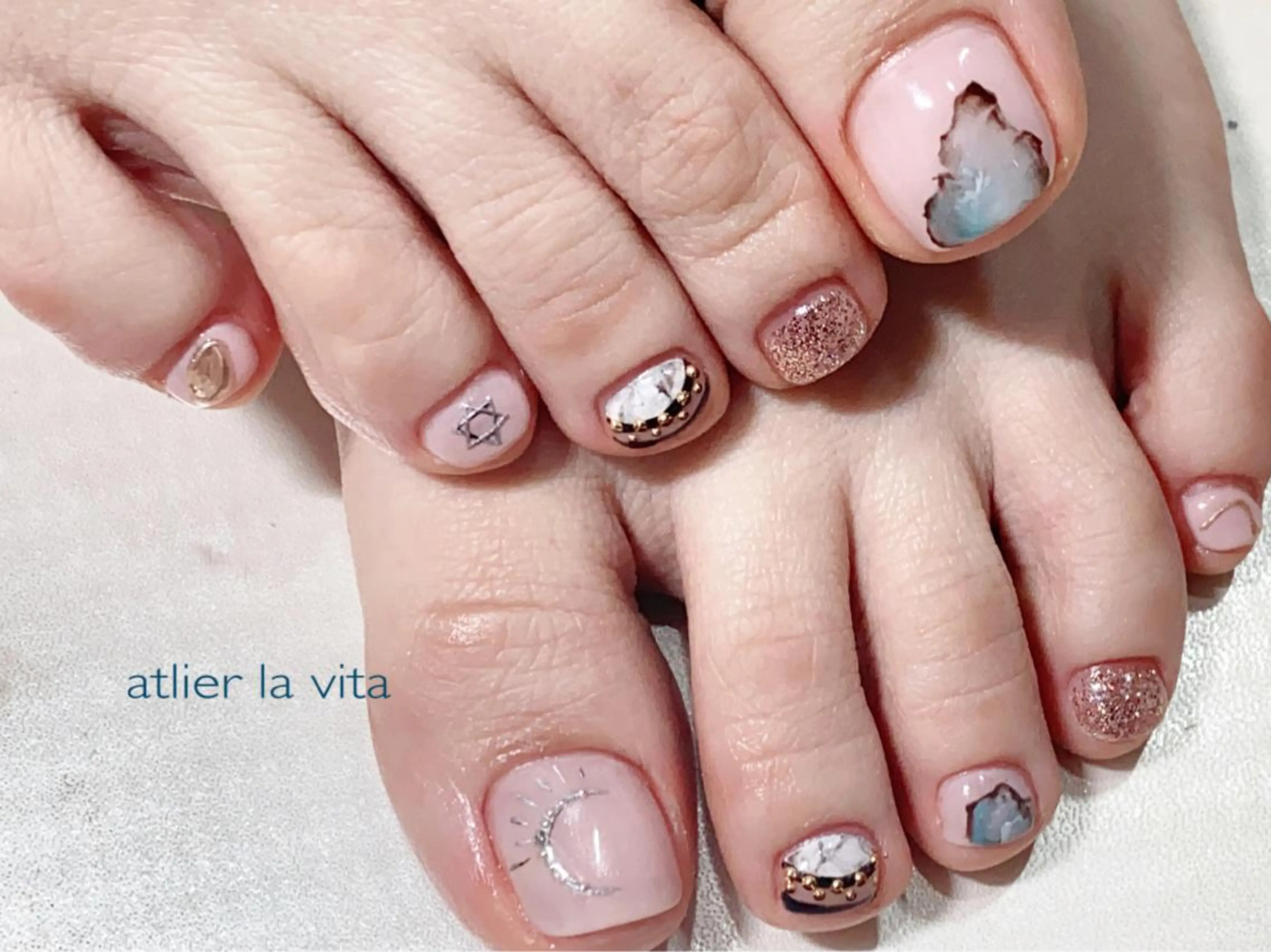 ネイル フットネイル atelier la vita所属・lavita. mimuraのネイルデザイン