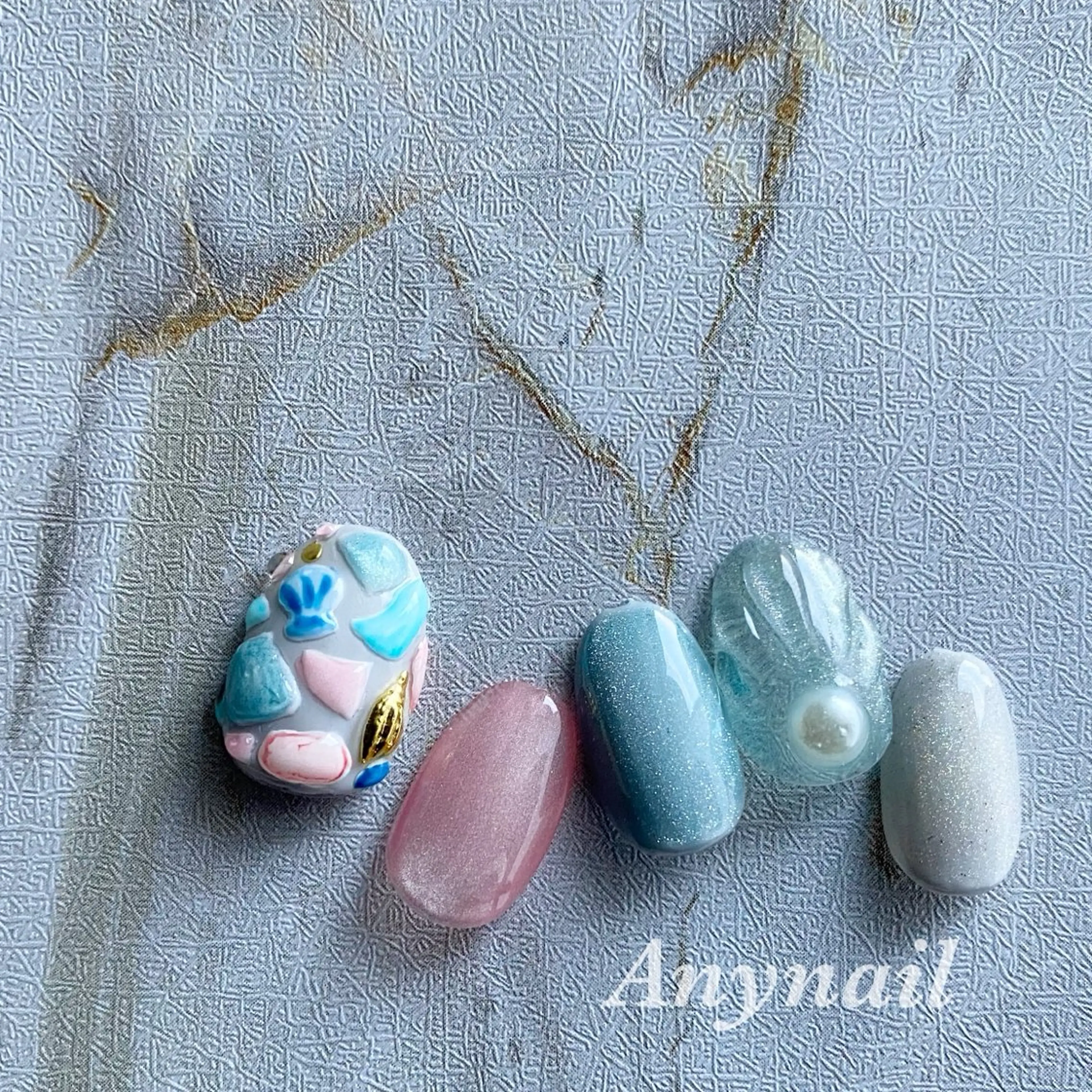 ネイル ブルー クリアネイル マグネットネイル 夏ネイル ハンドネイル 岩澤 恵子のネイルデザイン