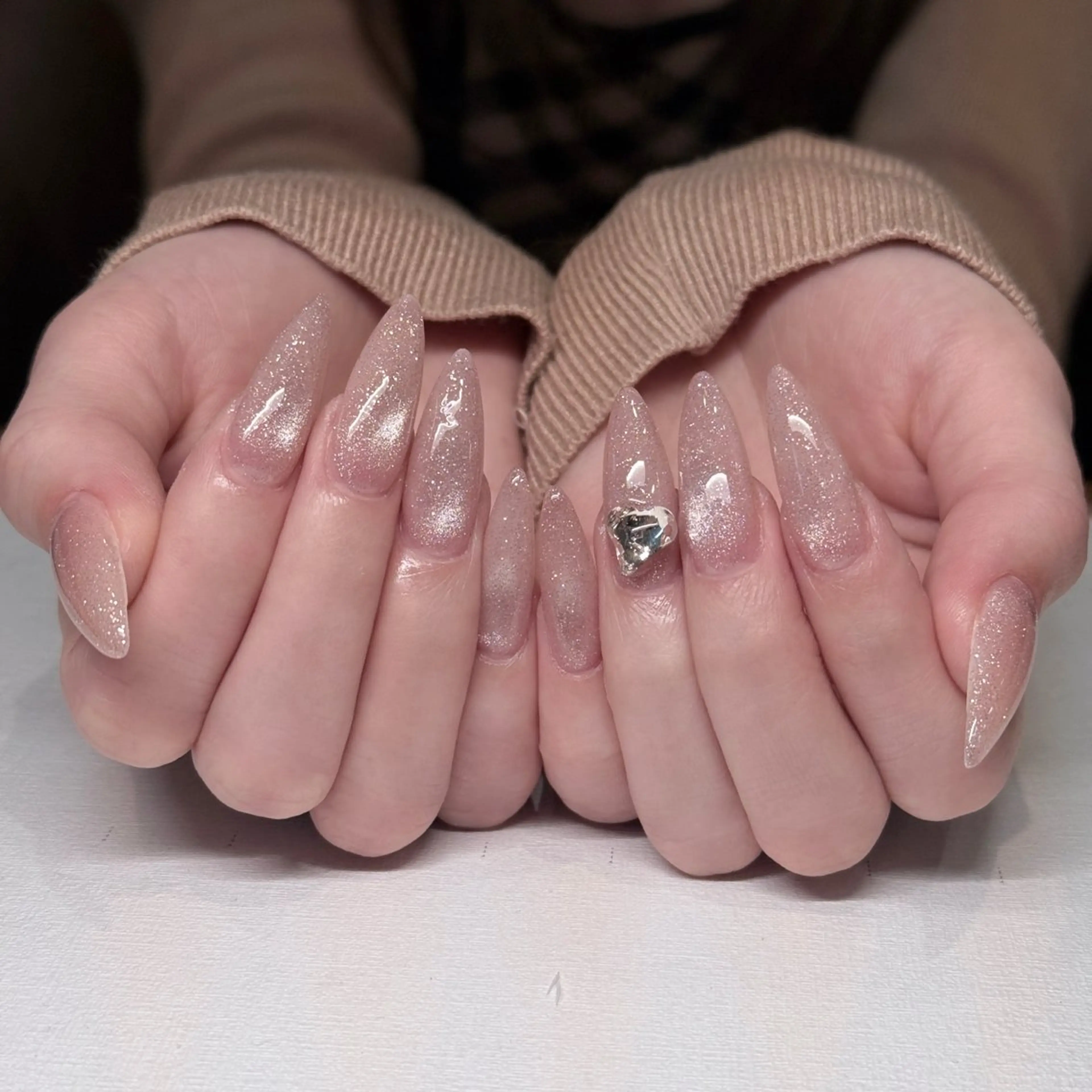 ネイル オーロラネイル ブルー チークネイル フットネイル フレンチネイル ハンドネイル JAN 168 池袋のネイルデザイン