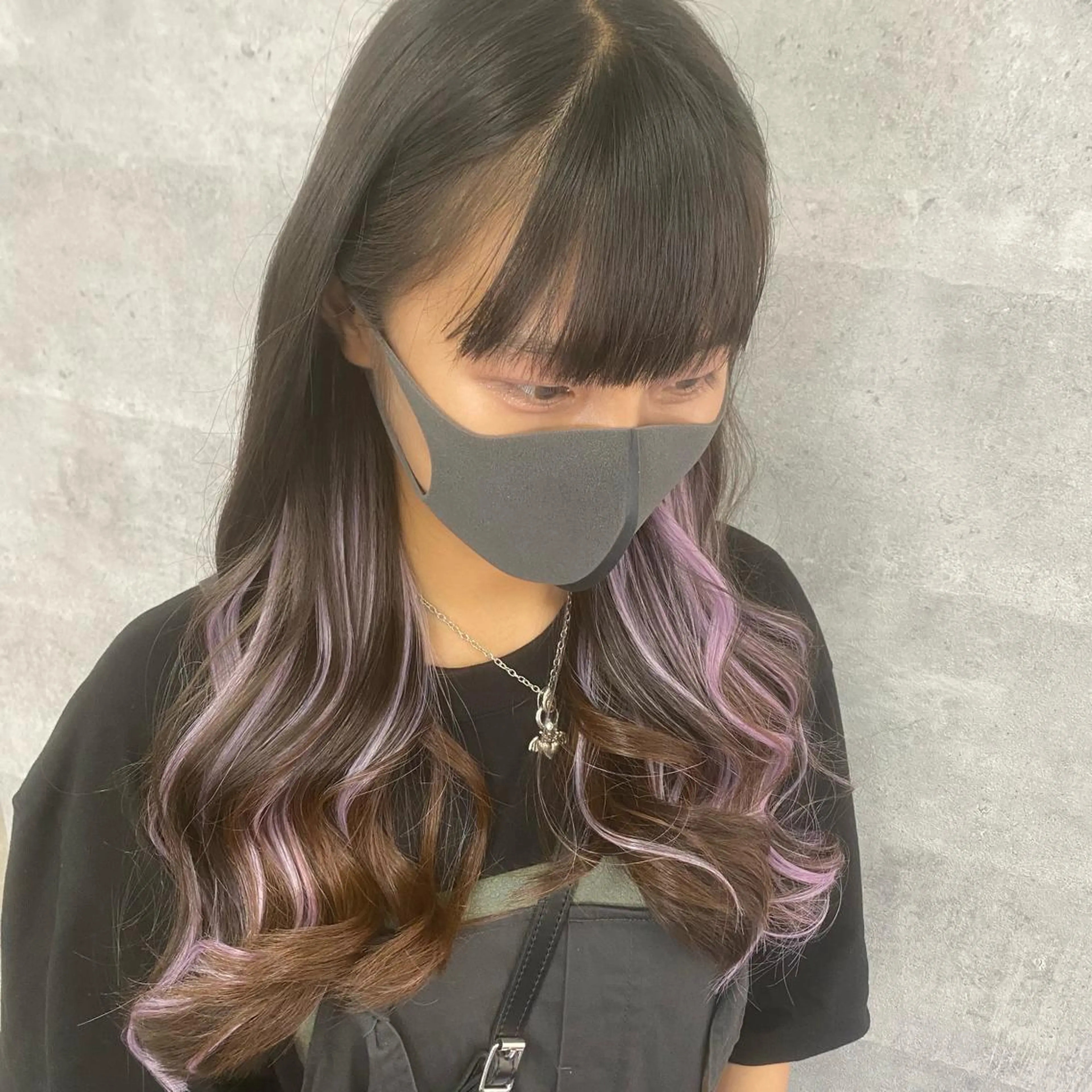 ロング カラー シールエクステ特化 ハイトーン、NANAのヘアスタイル