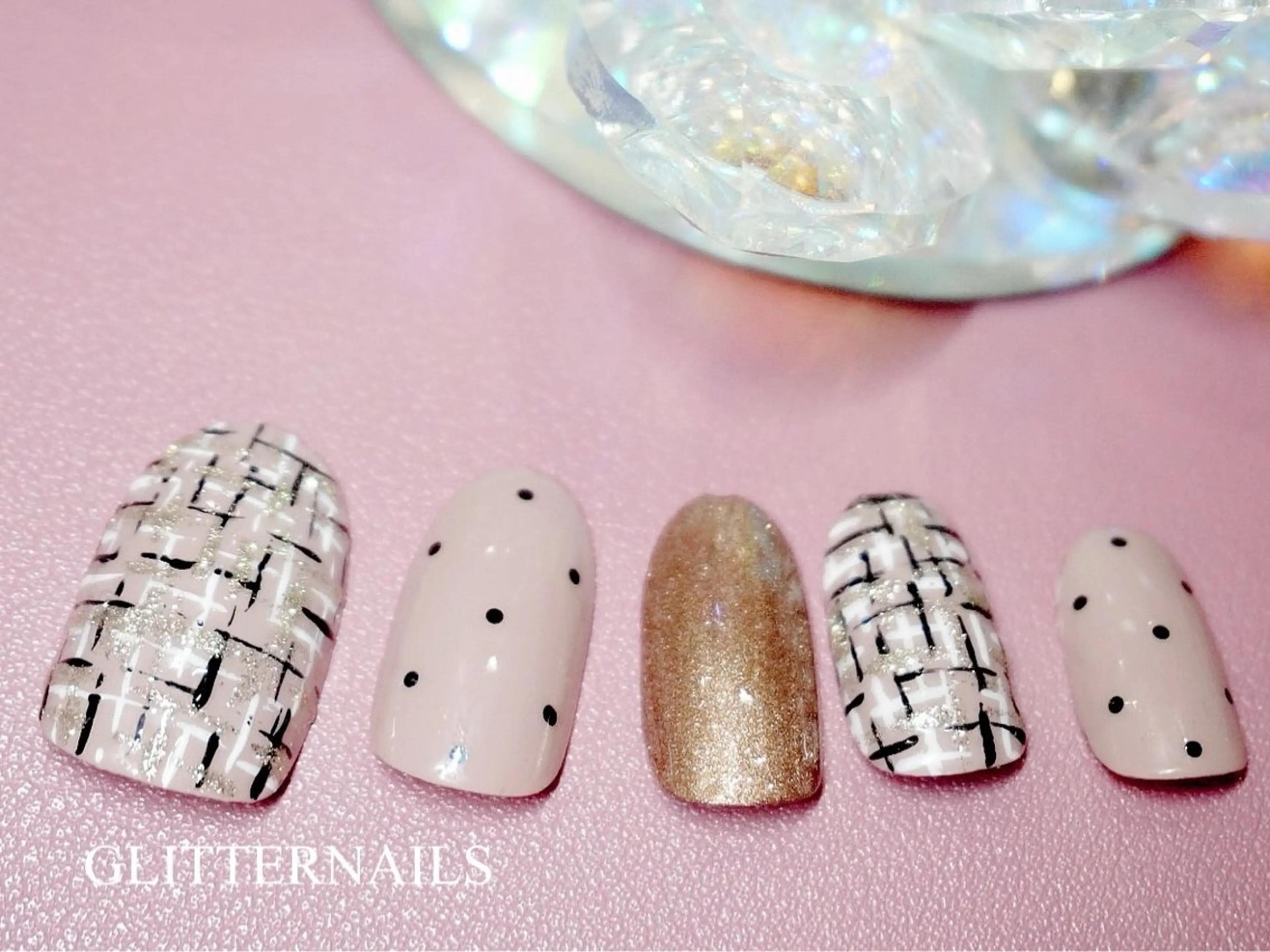 ネイル ハンドネイル GLITTER NAILS所属・glitter na ils AYAのネイルデザイン
