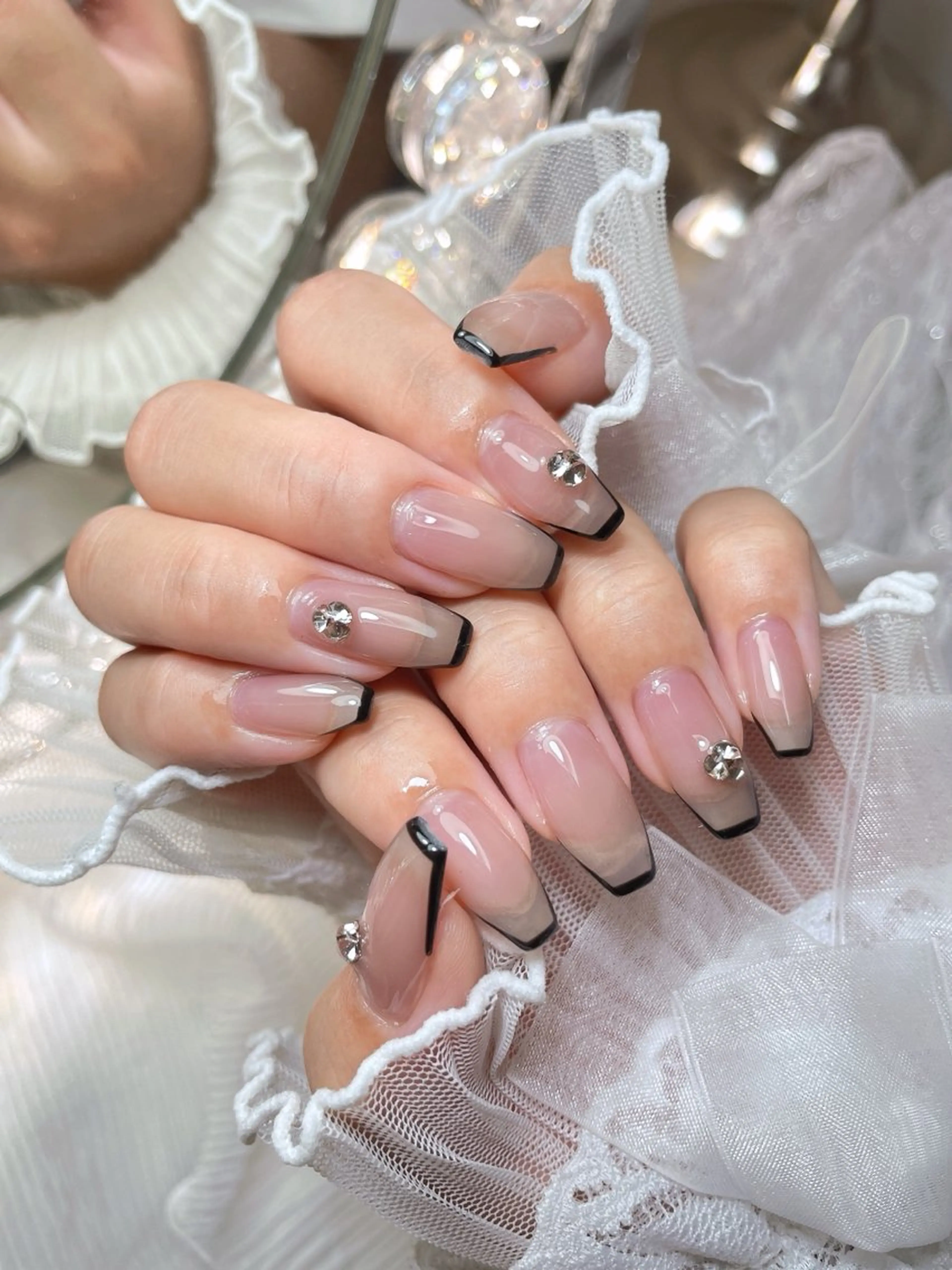 ネイル 23時まで❤︎韓国、 ワンホンネイルのネイルデザイン