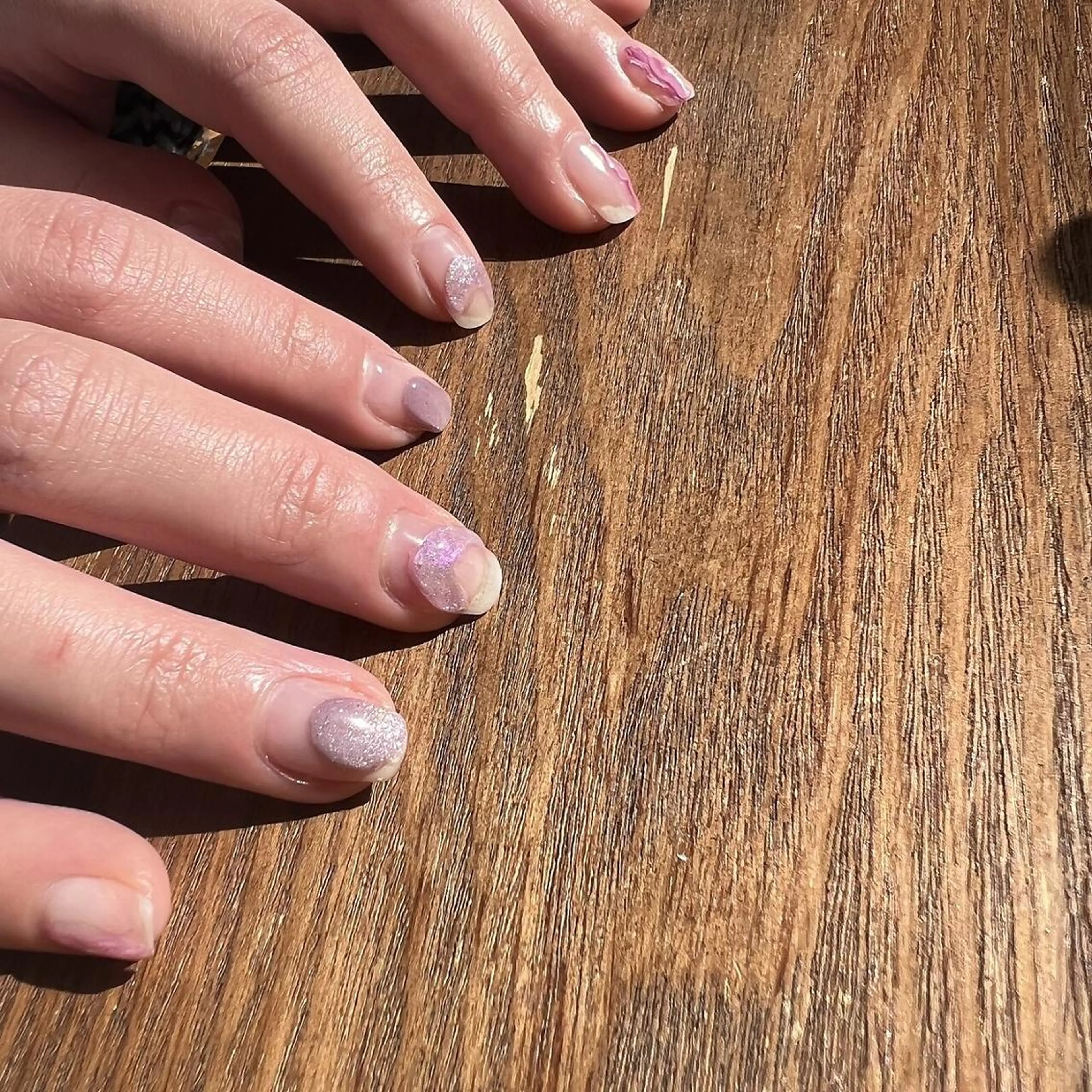 ネイル フレンチネイル ジェルネイル グラデーション マグネットネイル ミラーネイル ハンドネイル 【パラジェル認定】 newiネイル京橋のネイルデザイン