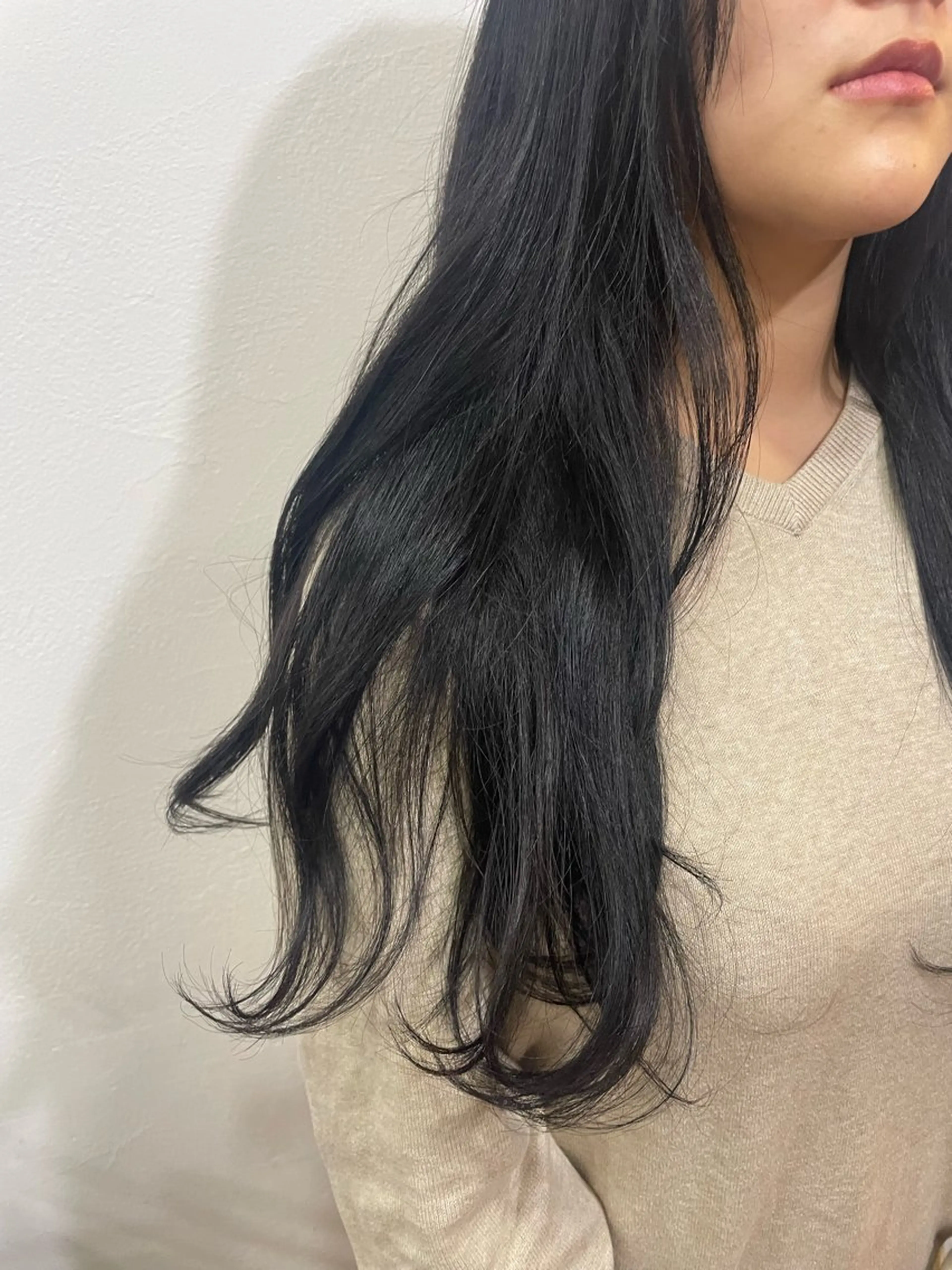 ロング カラー momoka ［pejite]のヘアスタイル