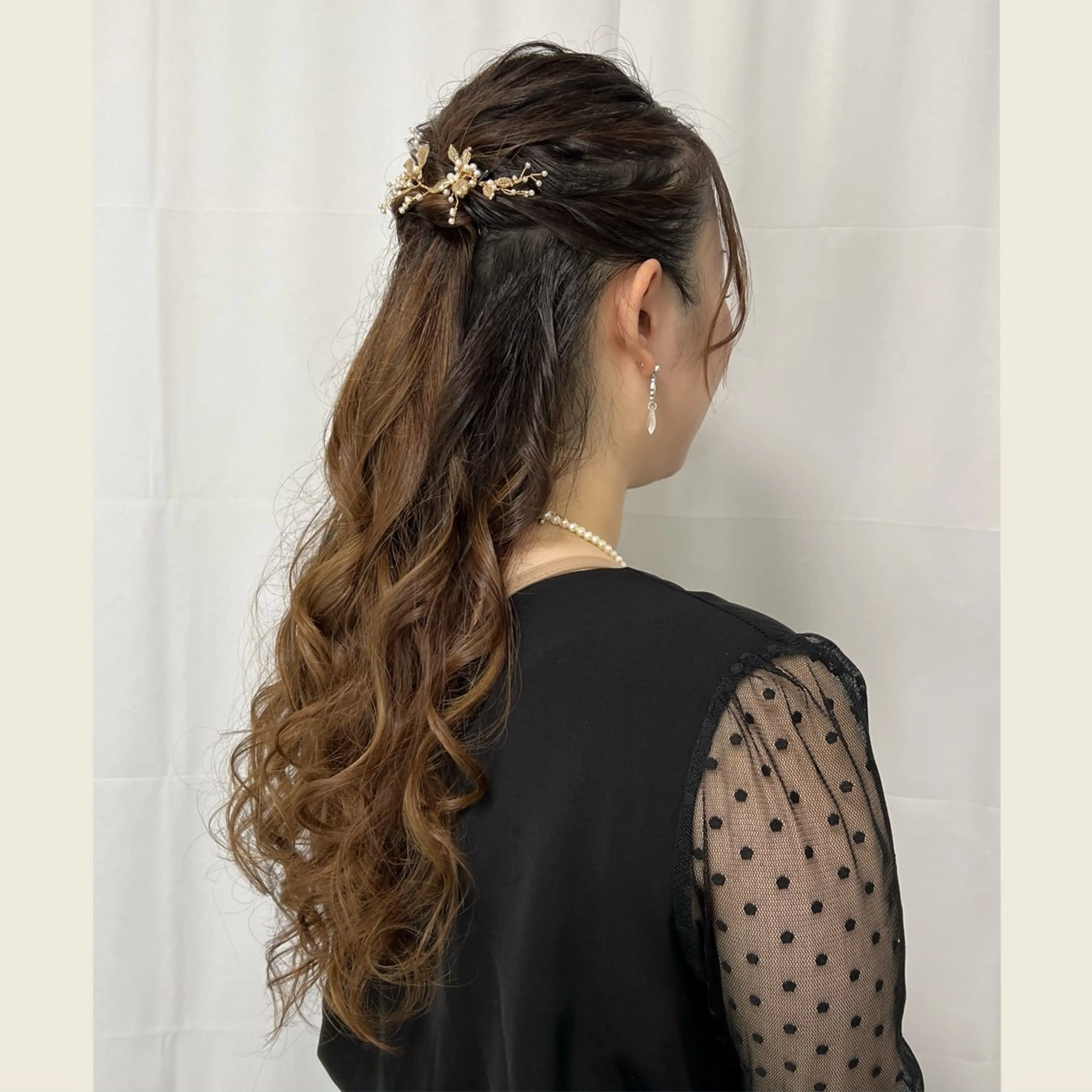 ヘアアレンジ ハーフアップ ヘアセット CHATEAU TERRACE所属・似合うヘアメイク🪞 CHATEAUのヘアスタイル