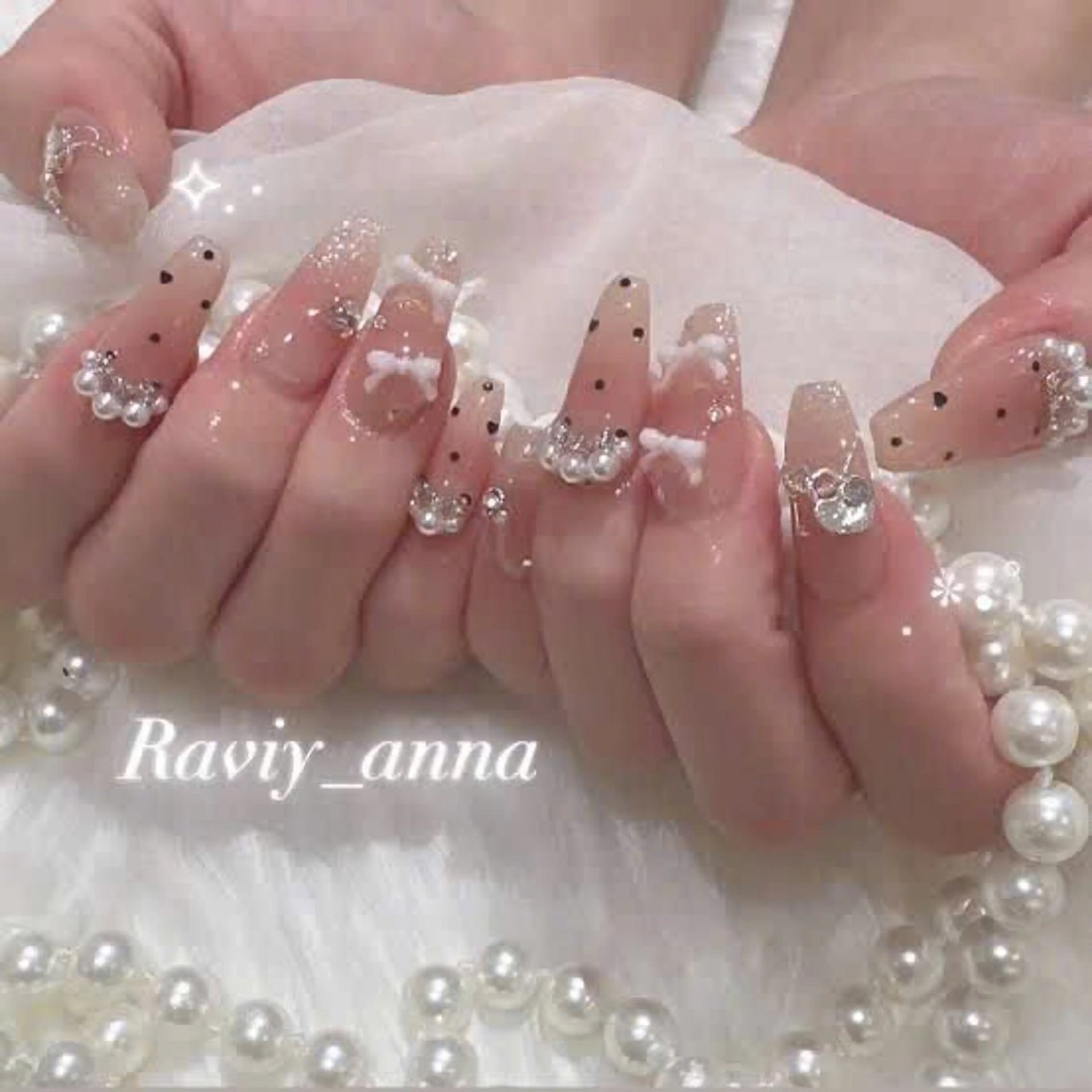 ネイル グラデーション ラメ(グリッター) マグネットネイル ミラーネイル ニュアンスネイル ハンドネイル Lumi de nails所属・Lumi de nailsのネイルデザイン