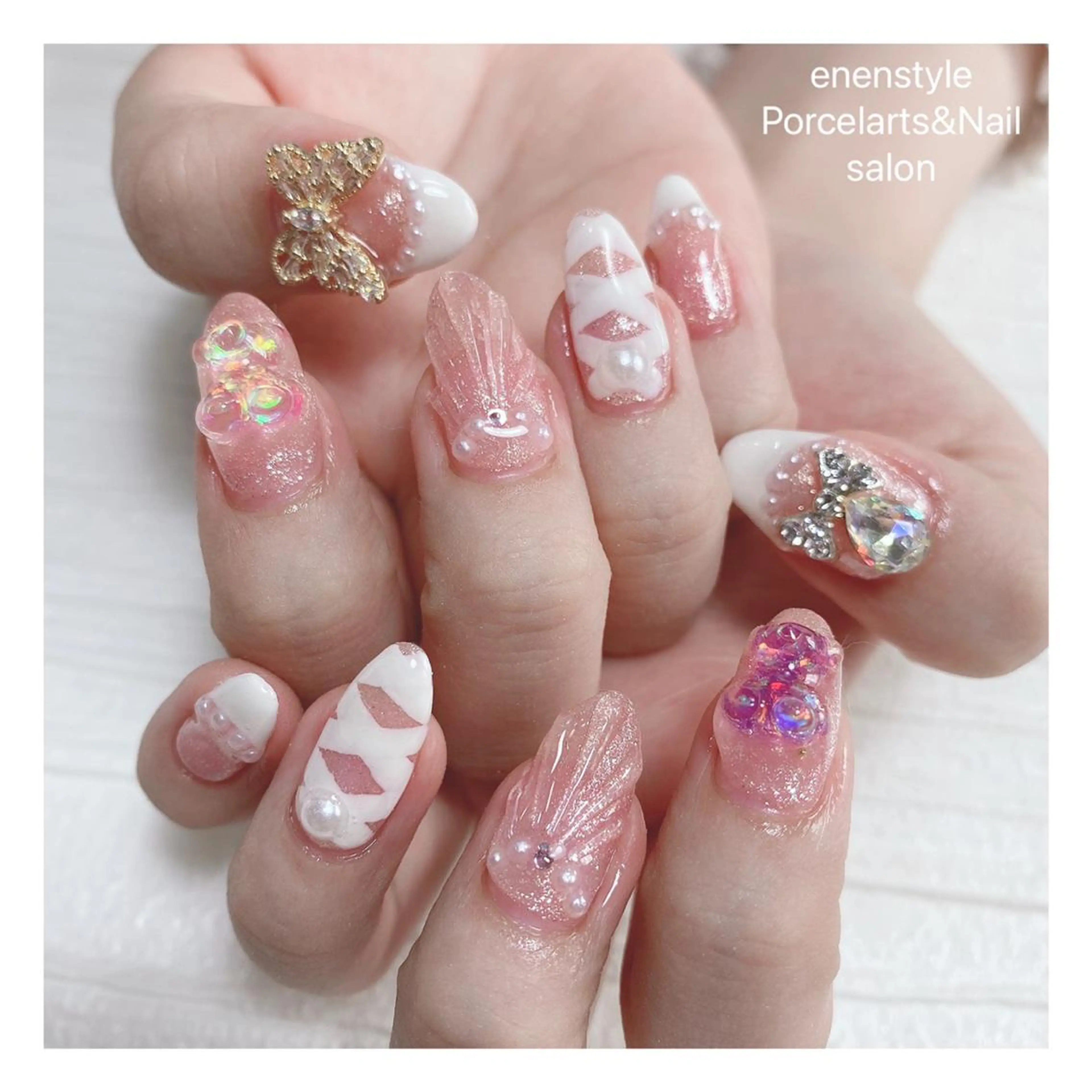 ミディアム ネイル ハンドネイル 👑enen style👑のネイルデザイン