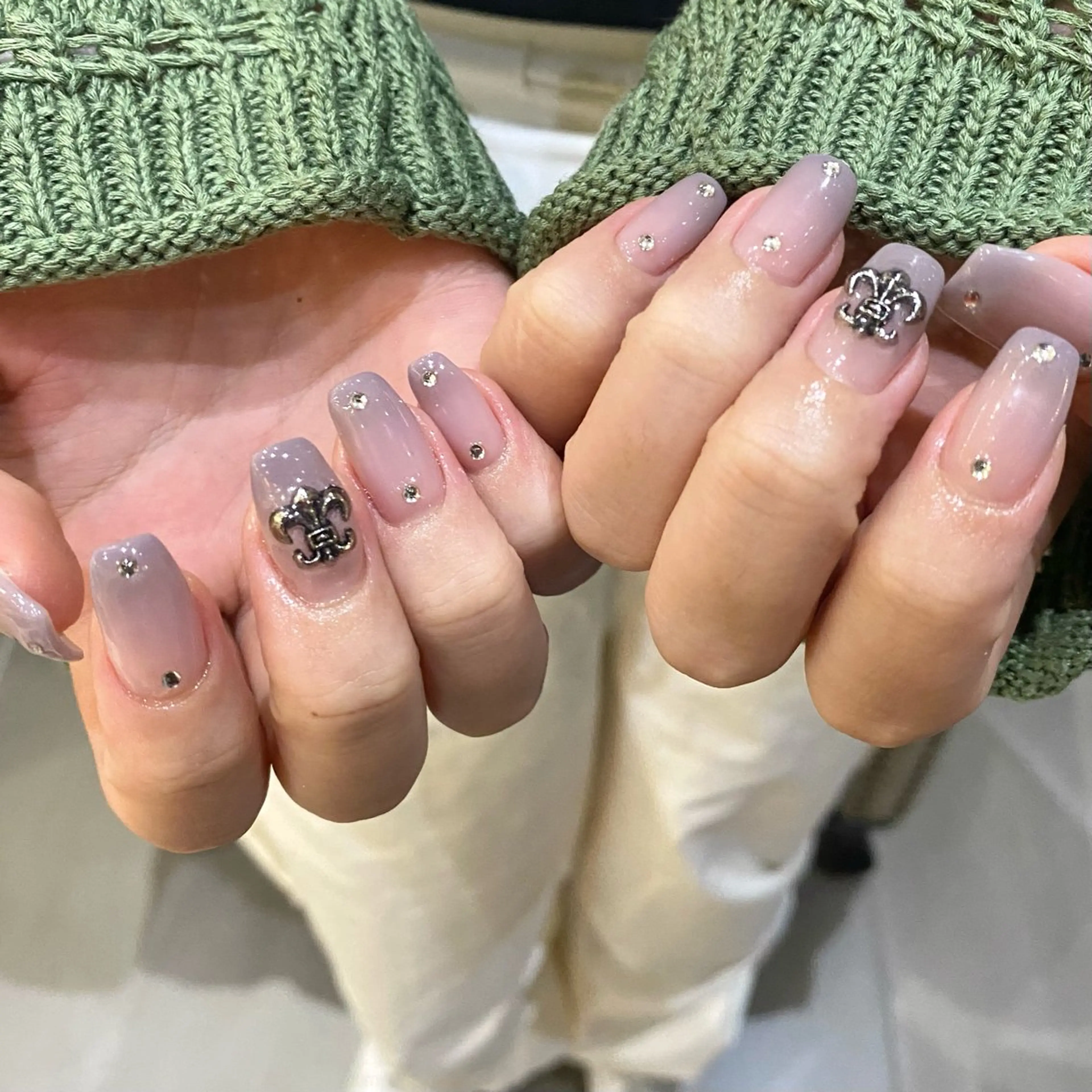 ネイル 持ち込み ハンドネイル 江原 楓果のネイルデザイン