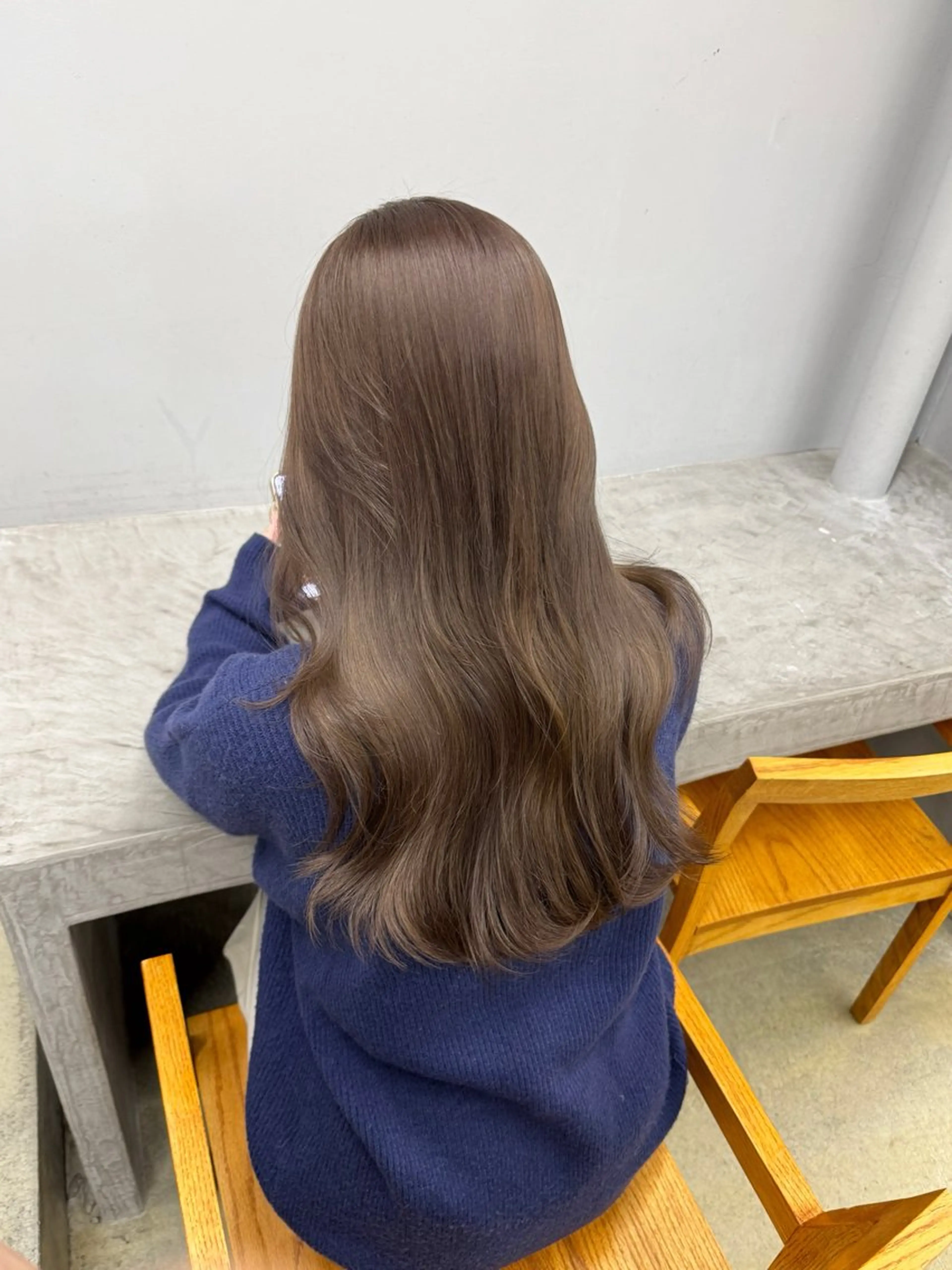 【2.3回目の方】カット＋透明感ケアカラー✨＋髪質改善TR🤍の写真