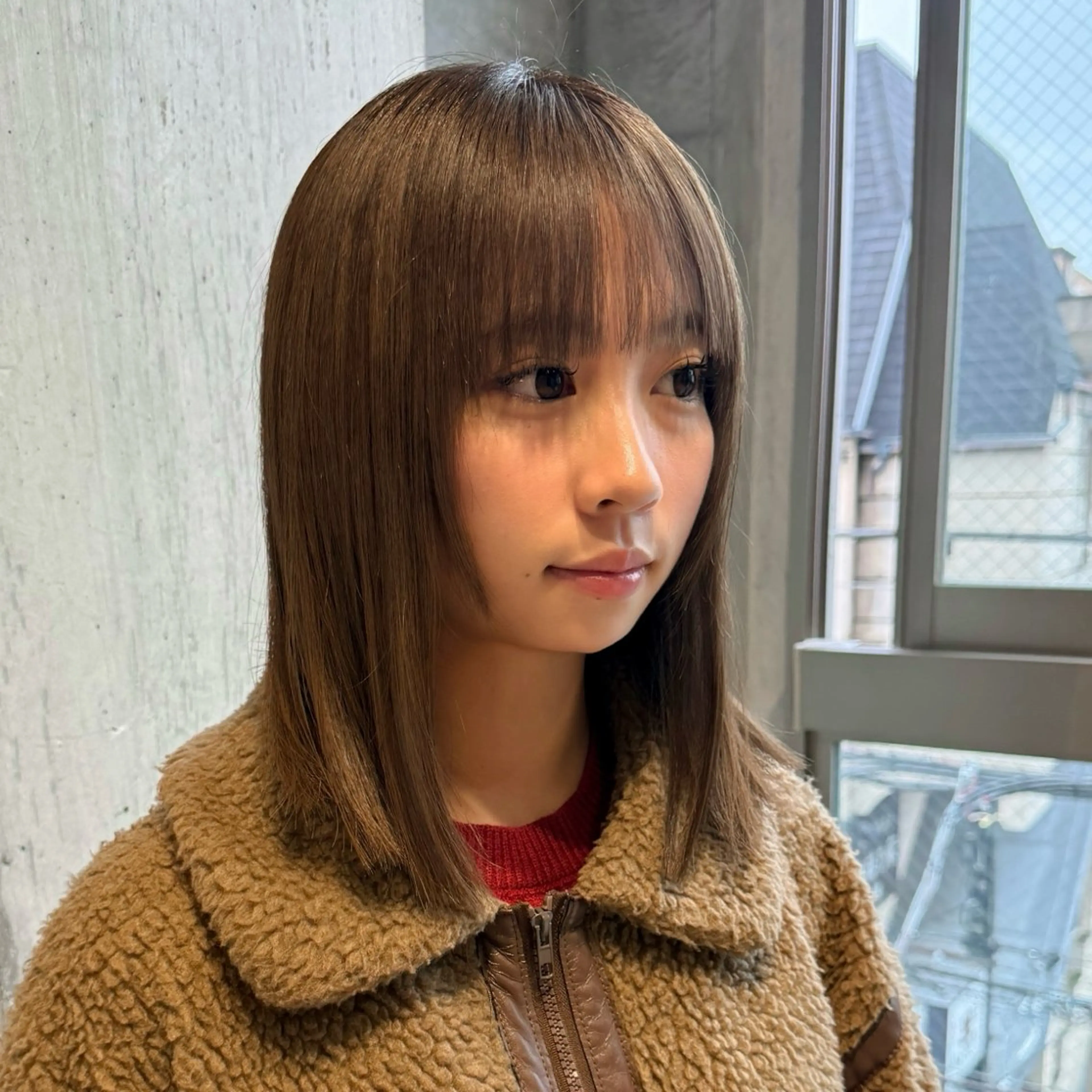 ミディアム カラー カット ヘアカラー トリートメント 透明感/血色カラー/ 似合せレイヤー/ゆいのヘアスタイル