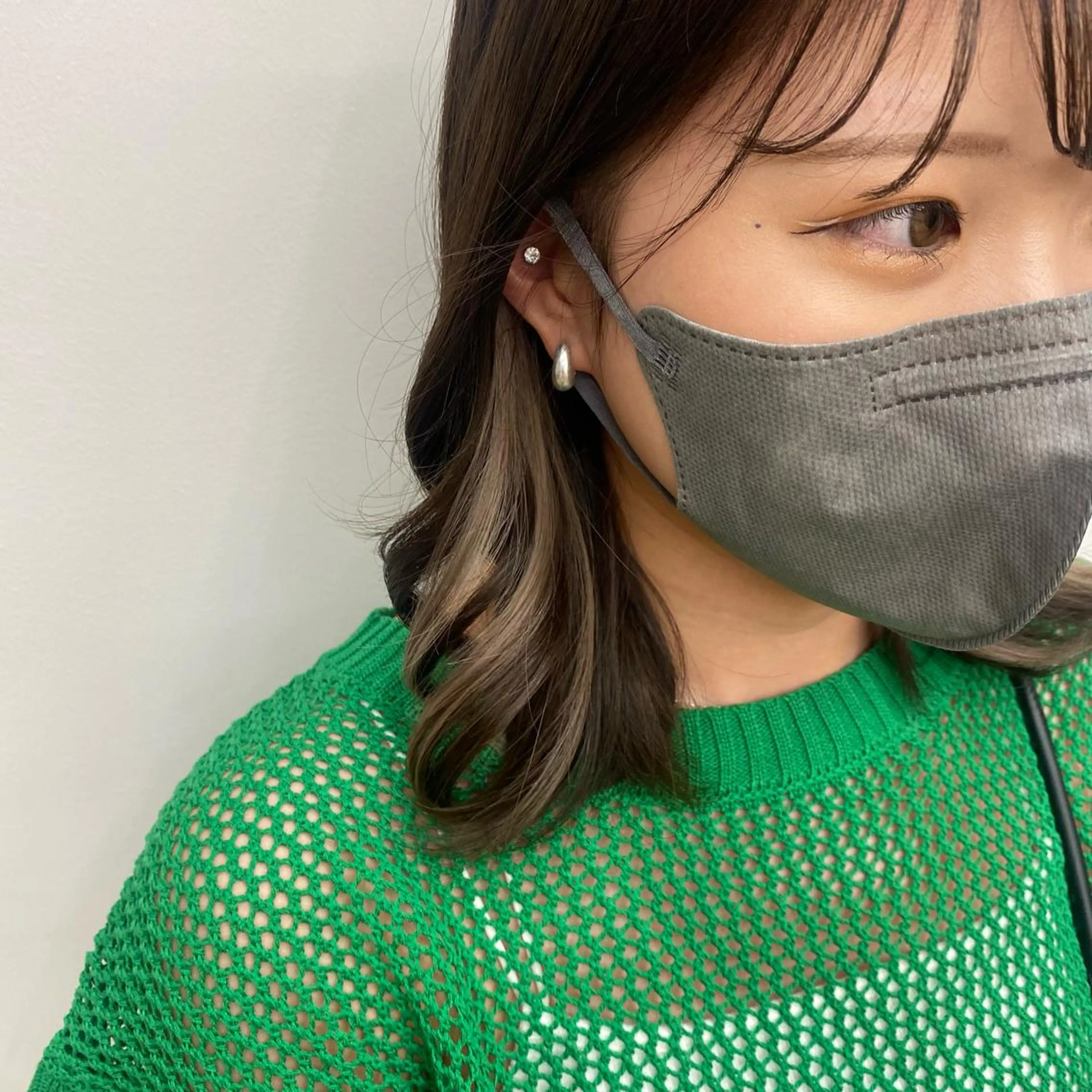 ミディアム 藤野 凪沙のヘアスタイル