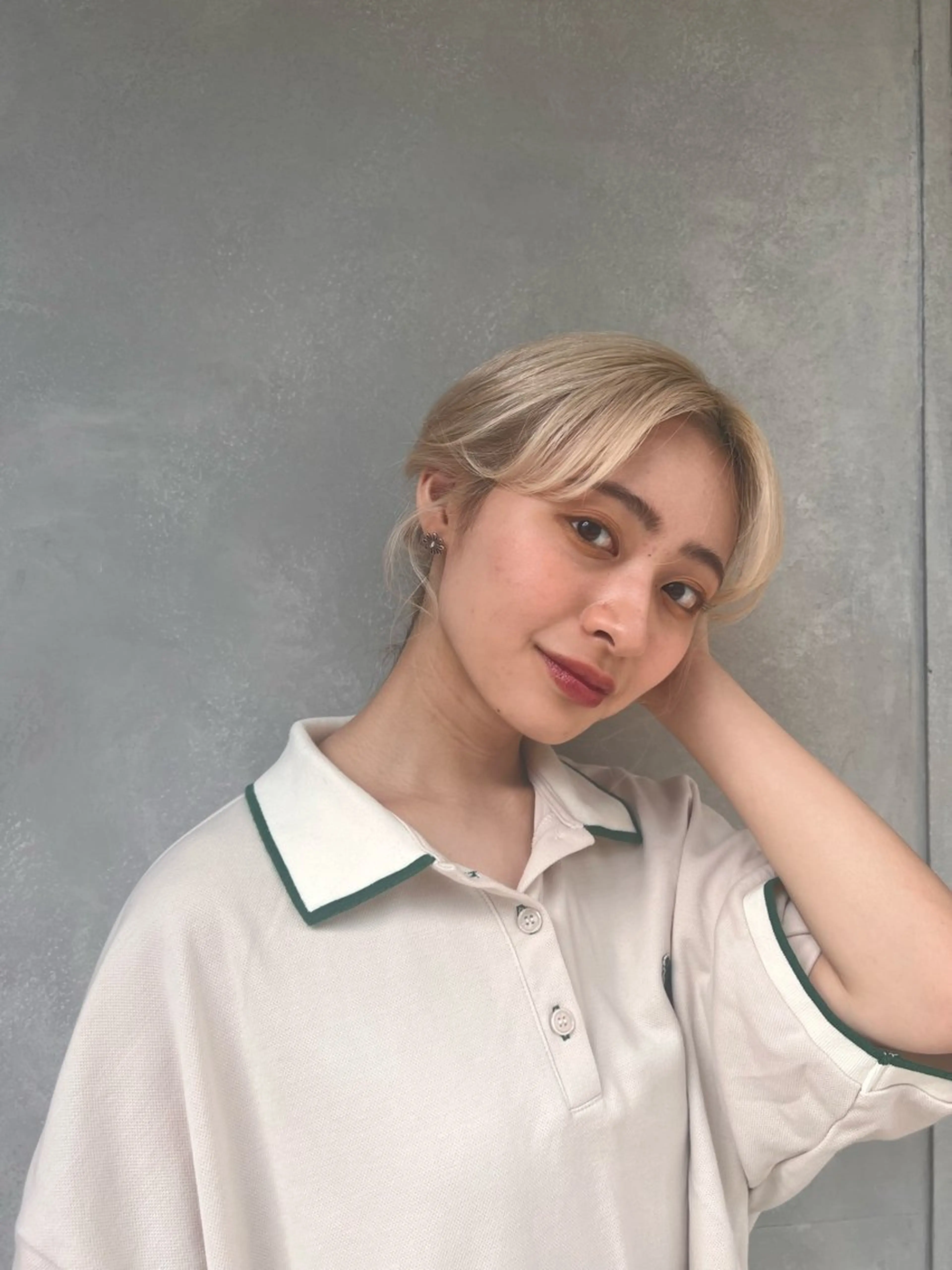 ミディアム カラー ベージュカラー ハイトーンカラー ホワイトベージュ 透明感/ダブルカラー /kazui🐈のヘアスタイル