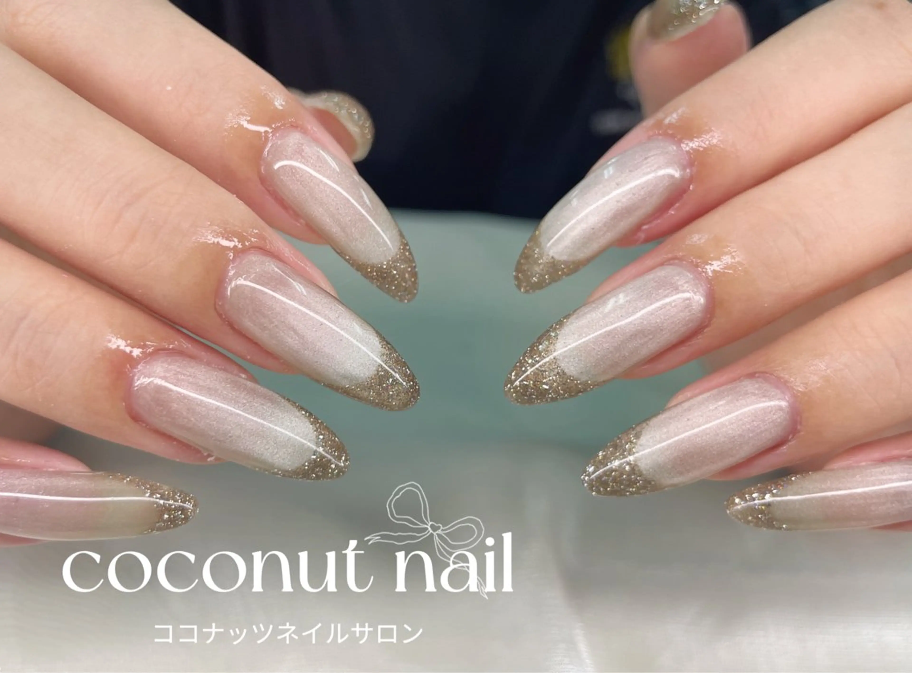 ヘアアレンジ ハンドネイル 神田 ココナッツのネイルデザイン