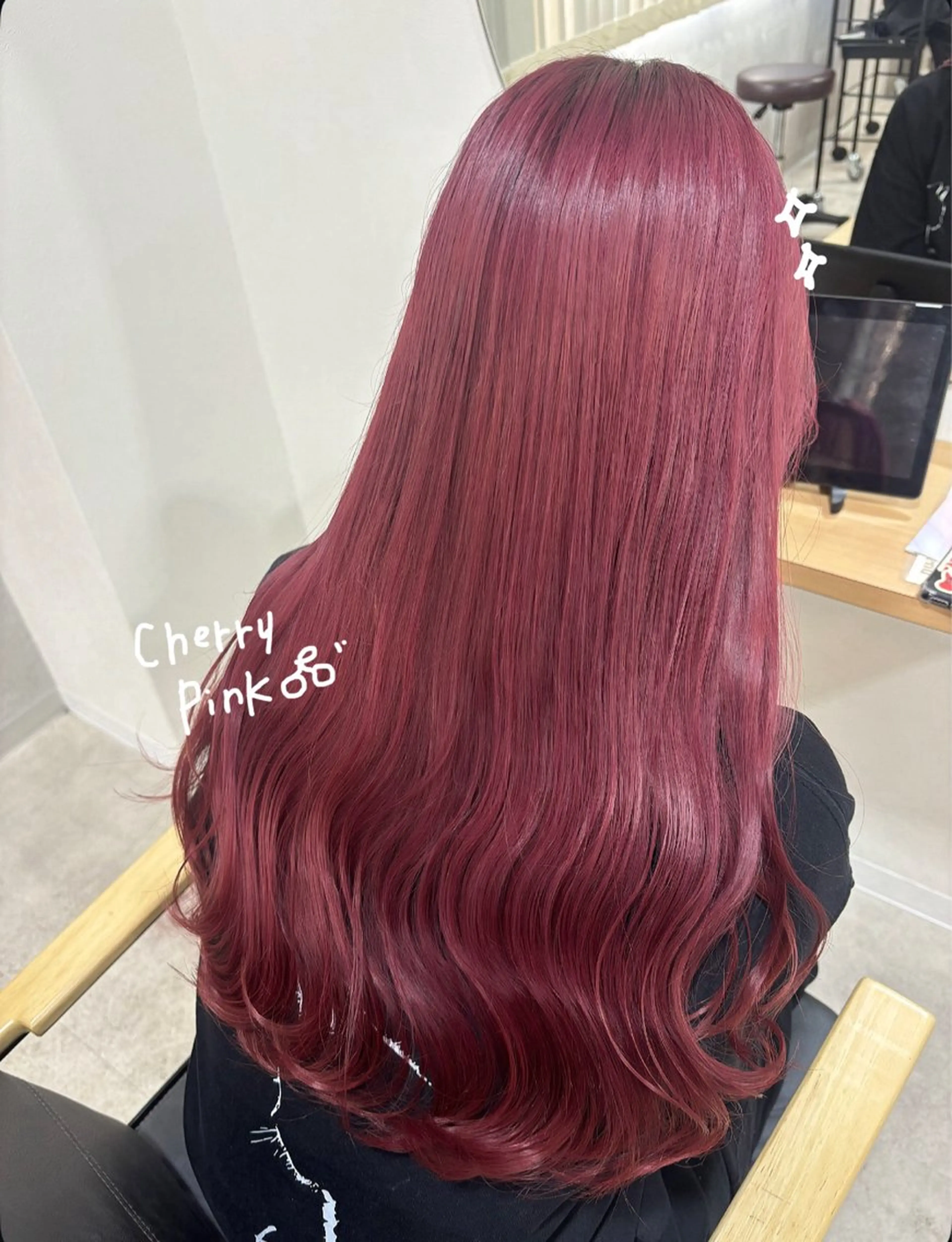 ロング カラー ピンクカラー カット ヘアカラー regalo Acari🍎のヘアスタイル