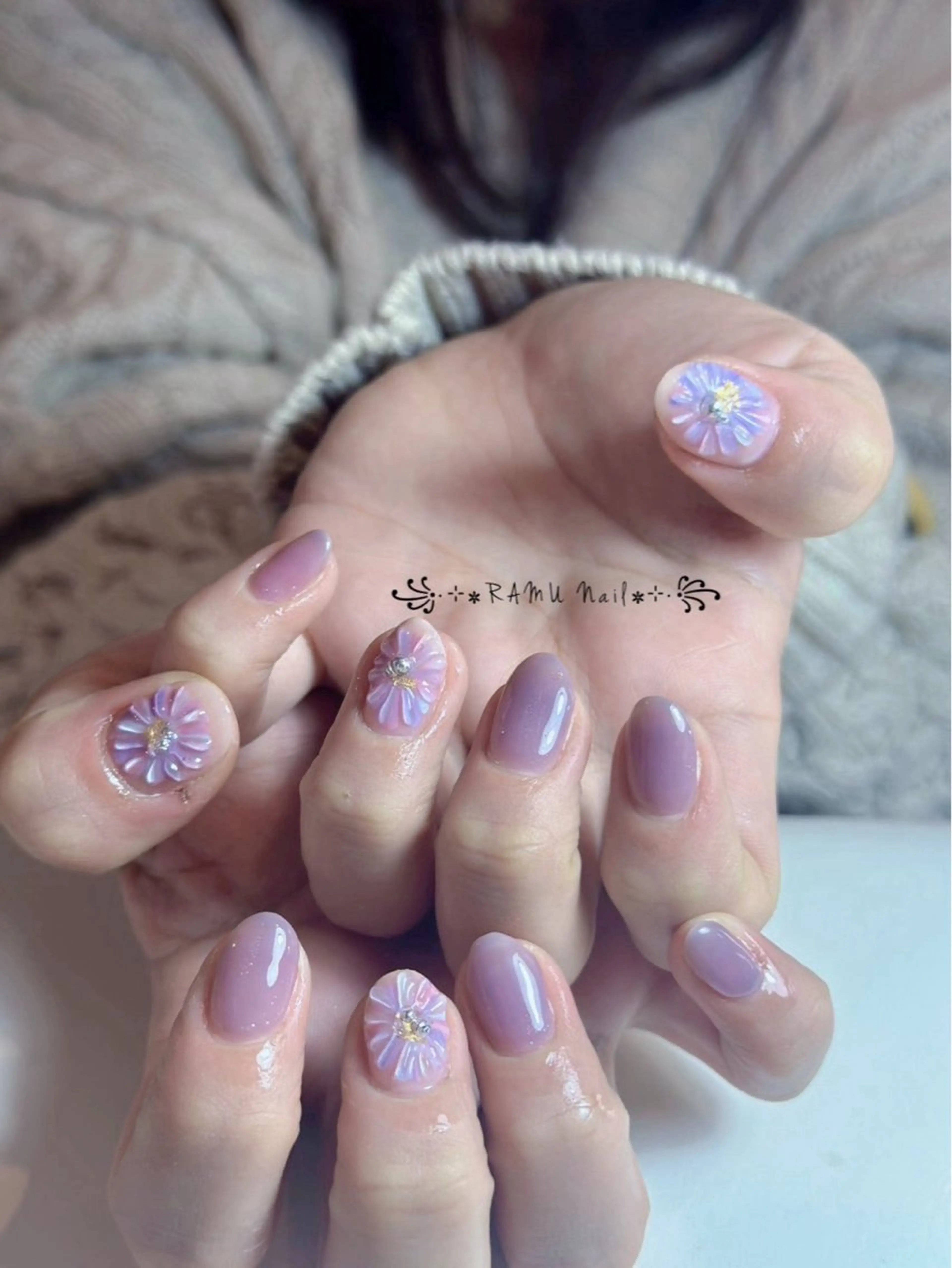 ネイル フレンチネイル 韓国ネイル シンプルネイル ワンホンネイル 冬ネイル ハンドネイル RAMU Nail 恵比寿店のネイルデザイン