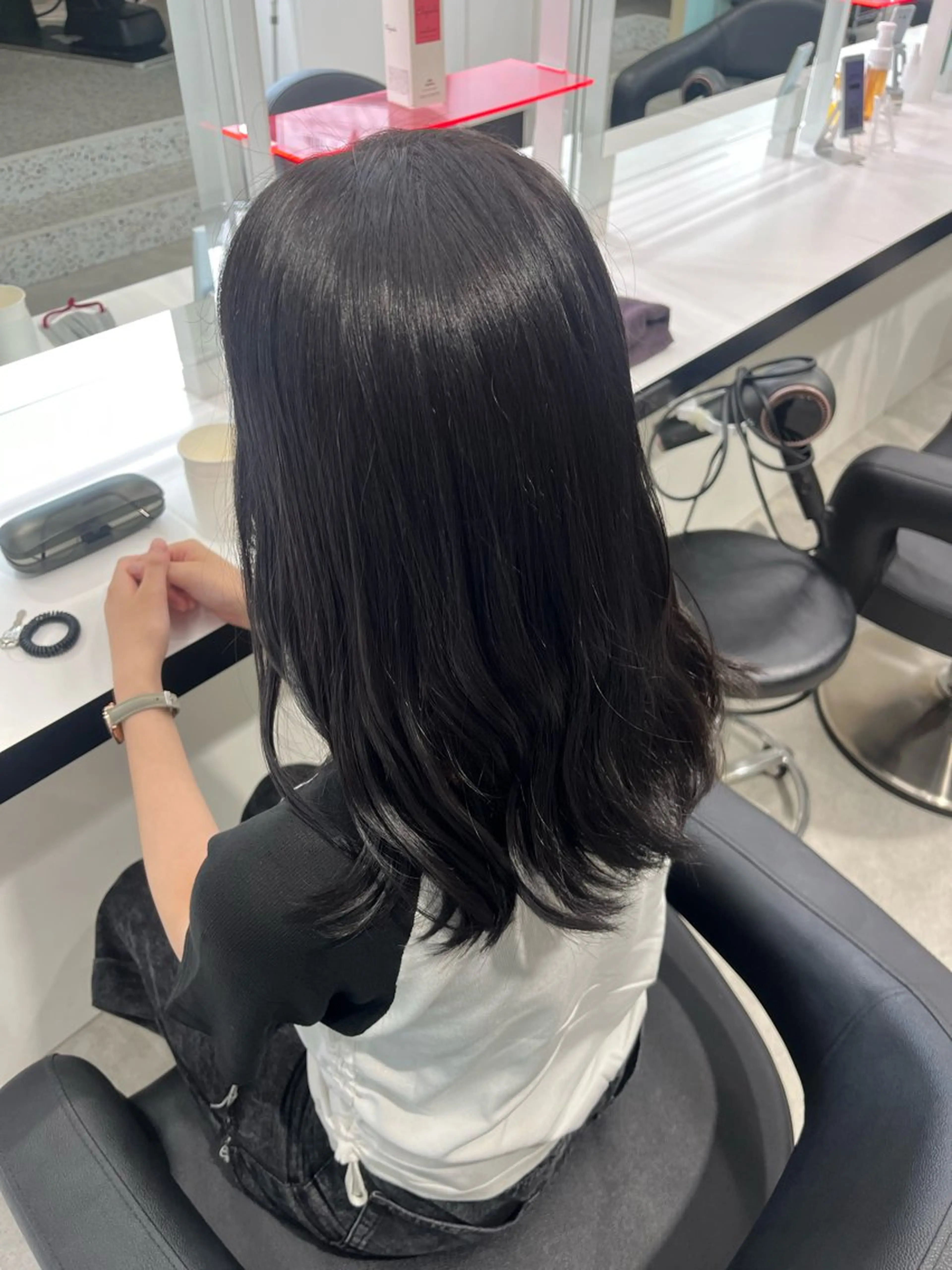 ミディアム カラー みう/仙台/暖色/ 艶髪/顔周りカット/のヘアスタイル