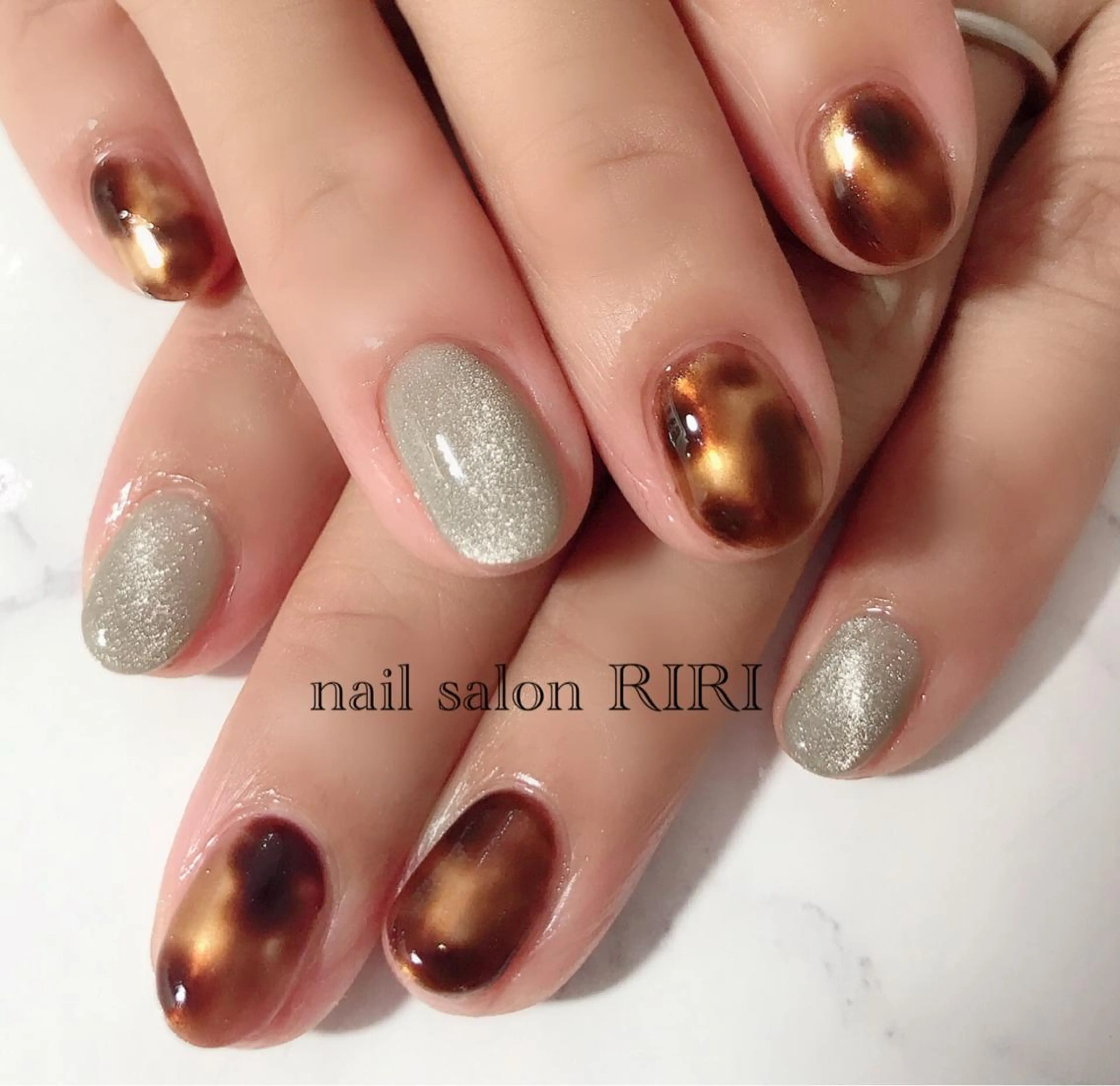 ネイル べっ甲ネイル マグネットネイル private  nail  salon RIRI所属・RIRI リリのネイルデザイン