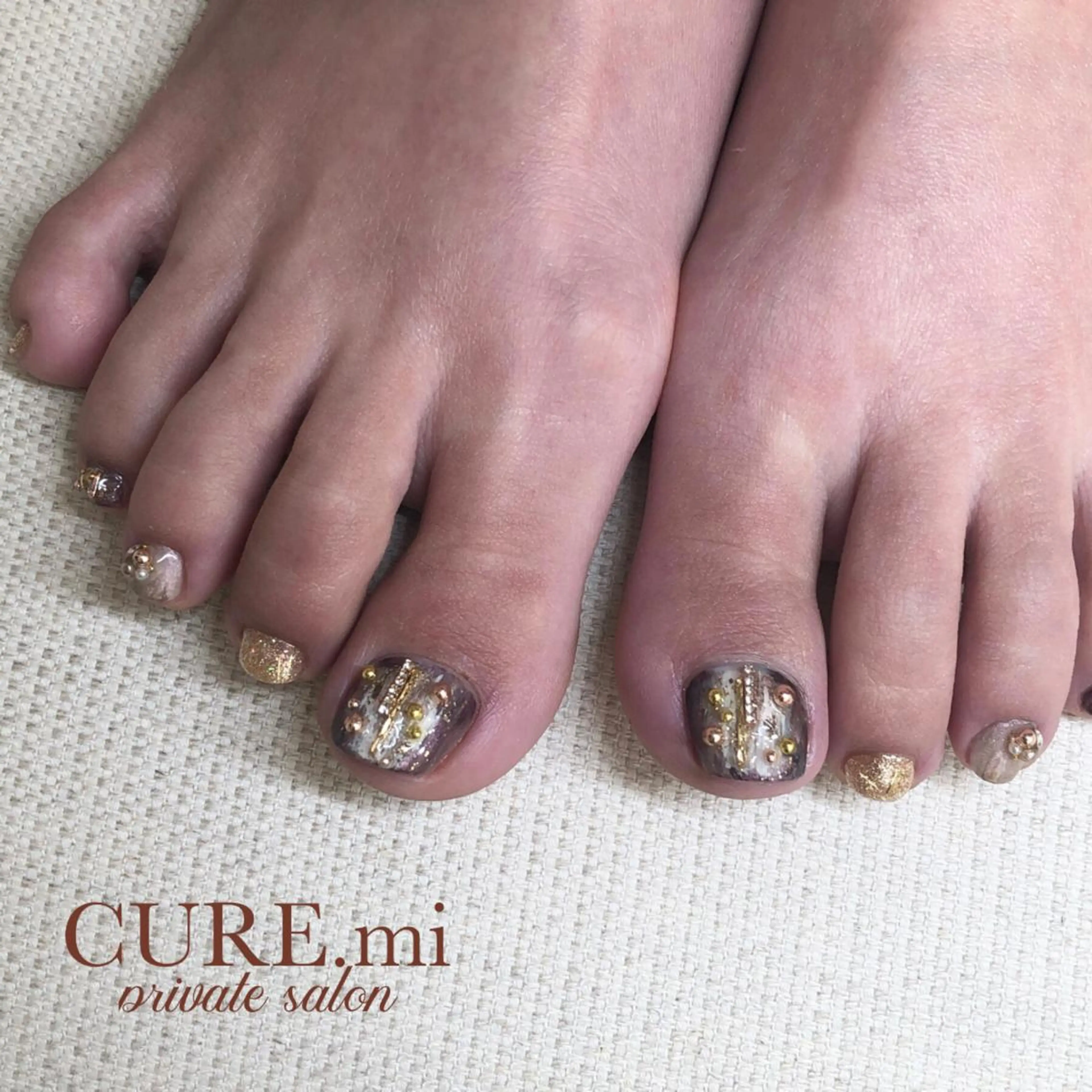 ネイル ブラウン フットネイル 伊藤 美香のその他イメージ