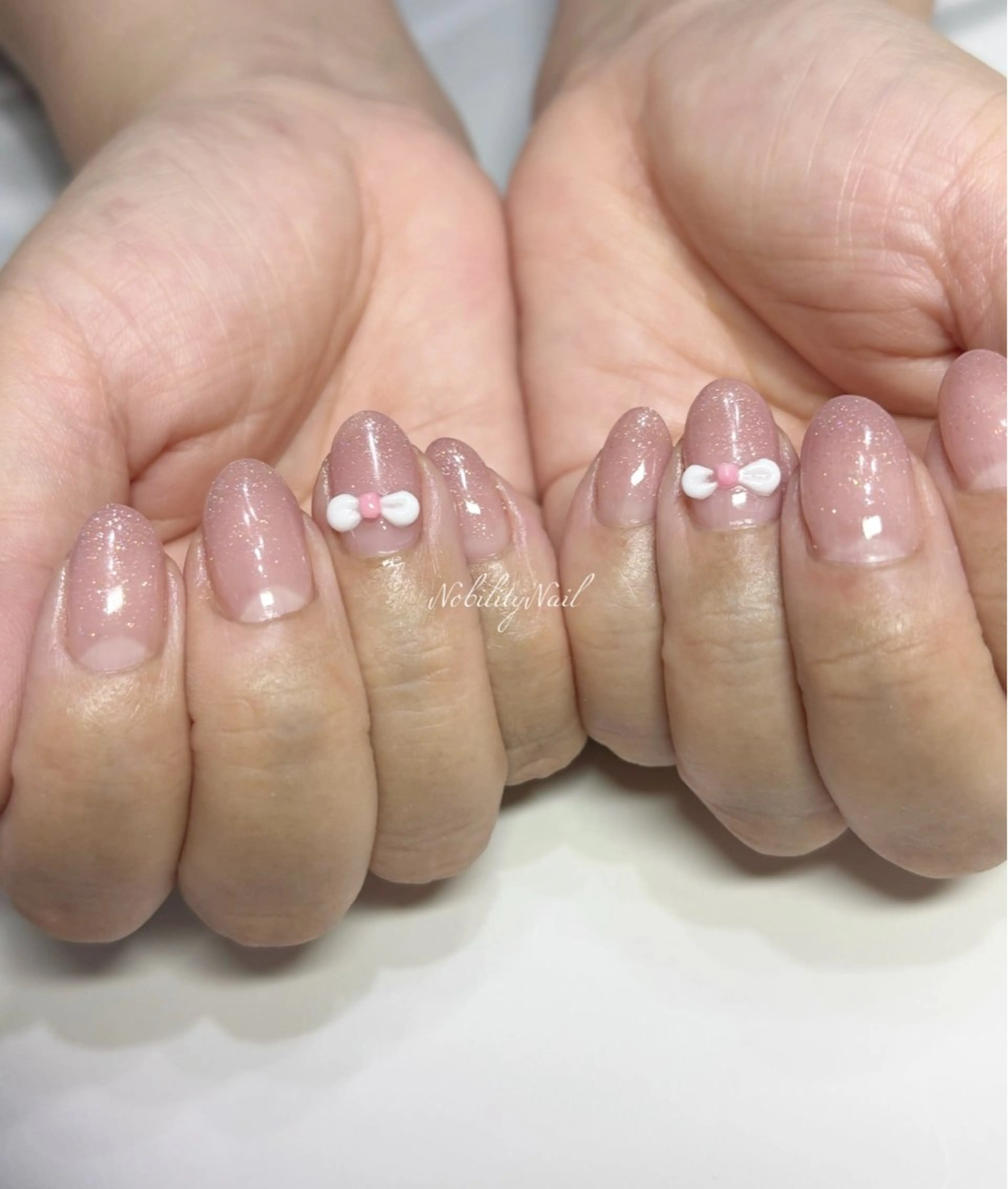ネイル ジェルネイル グラデーション リボン シンプルネイル ネイルサロンNobilityNail所属・風口 麻由子のネイルデザイン