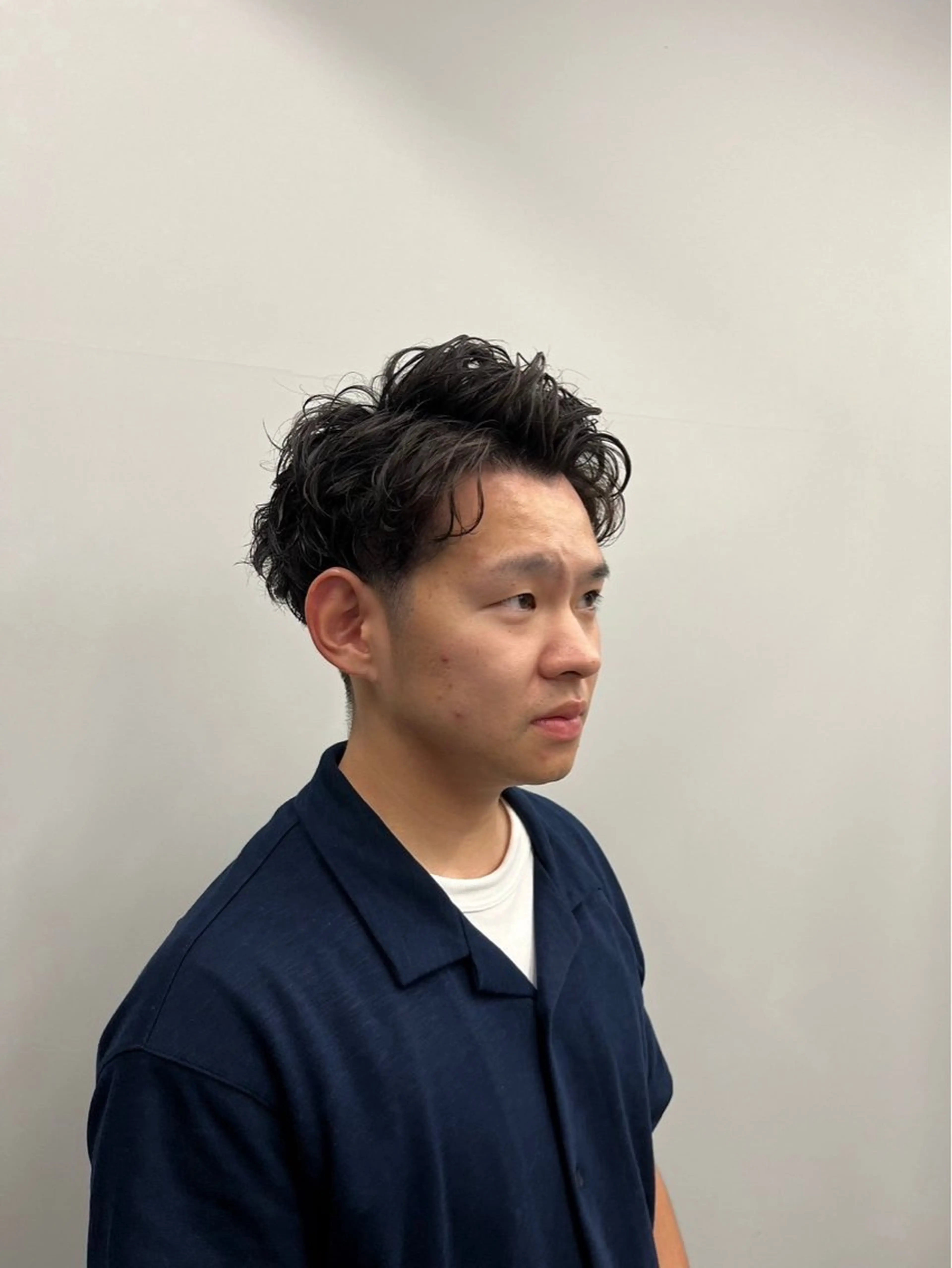 ショート パーマ メンズ アップバング メンズパーマ ニュアンスパーマ 坂本響 メンズカット/パーマのヘアスタイル