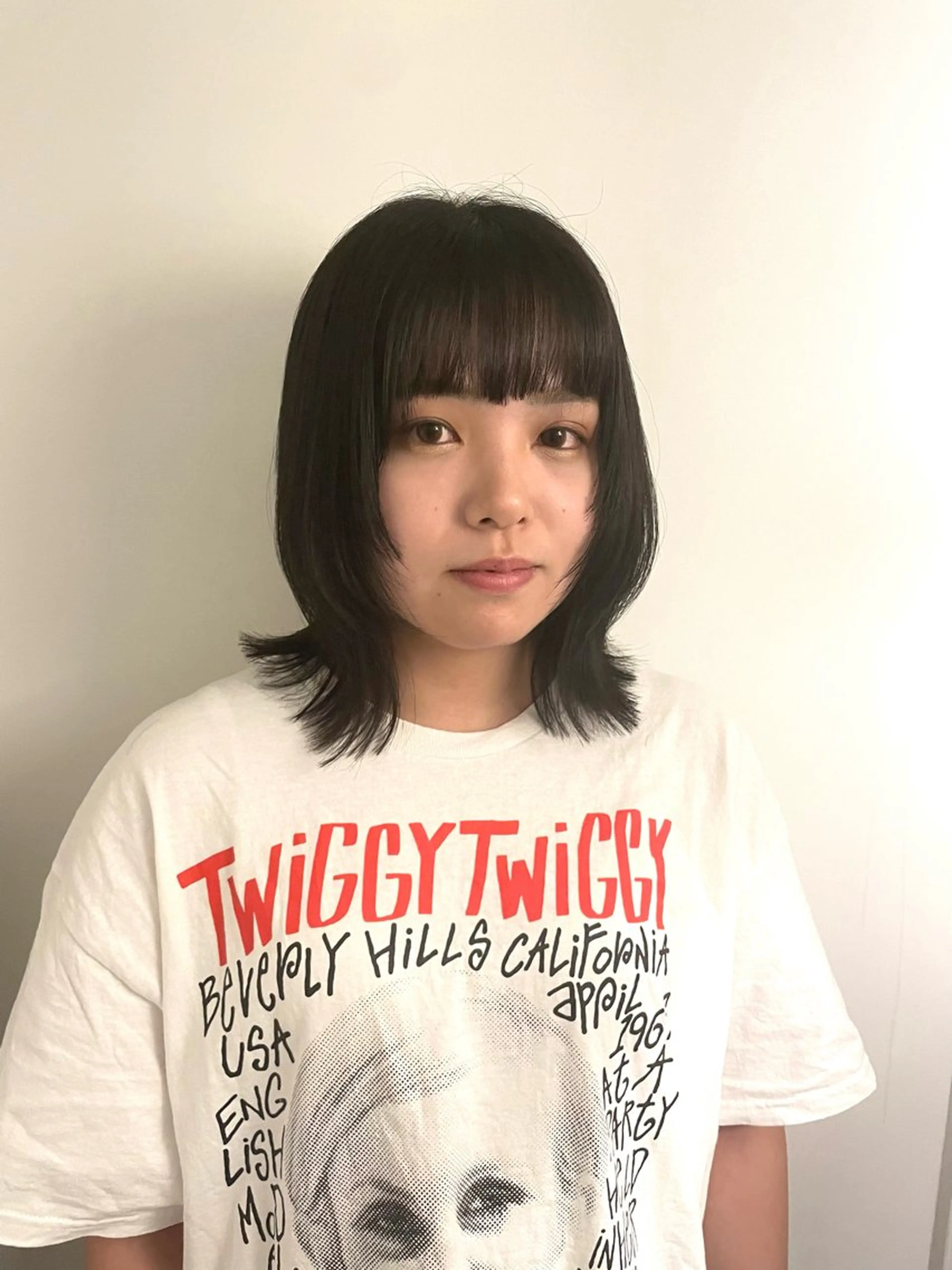 ミディアム 顔まわりレイヤー レイヤーカット yu-kaハッシュ カット/韓国レイヤーのヘアスタイル