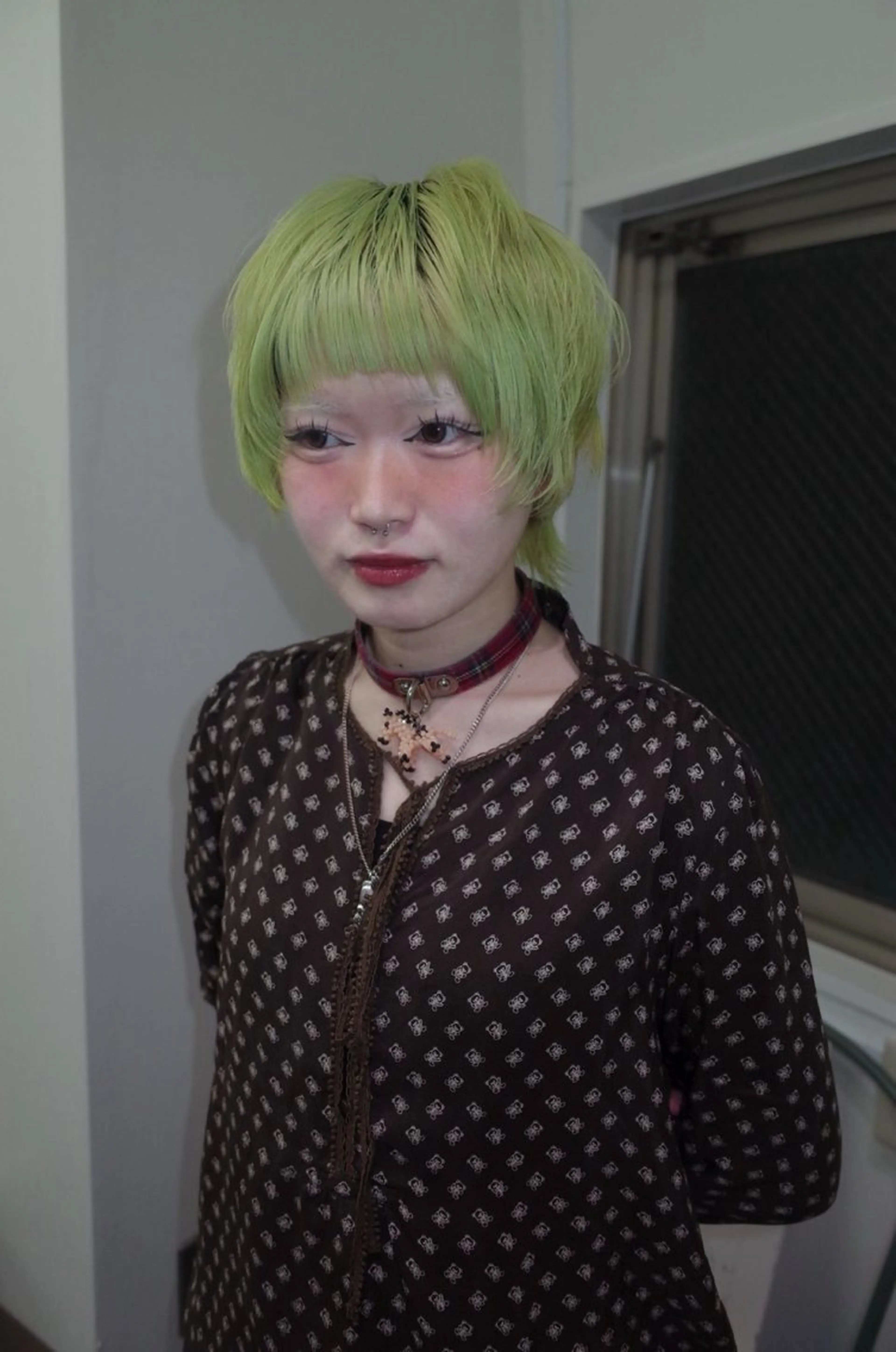 ショート カラー ヘアカラー トリートメント Momoka🪷 /ハイトーンのヘアスタイル