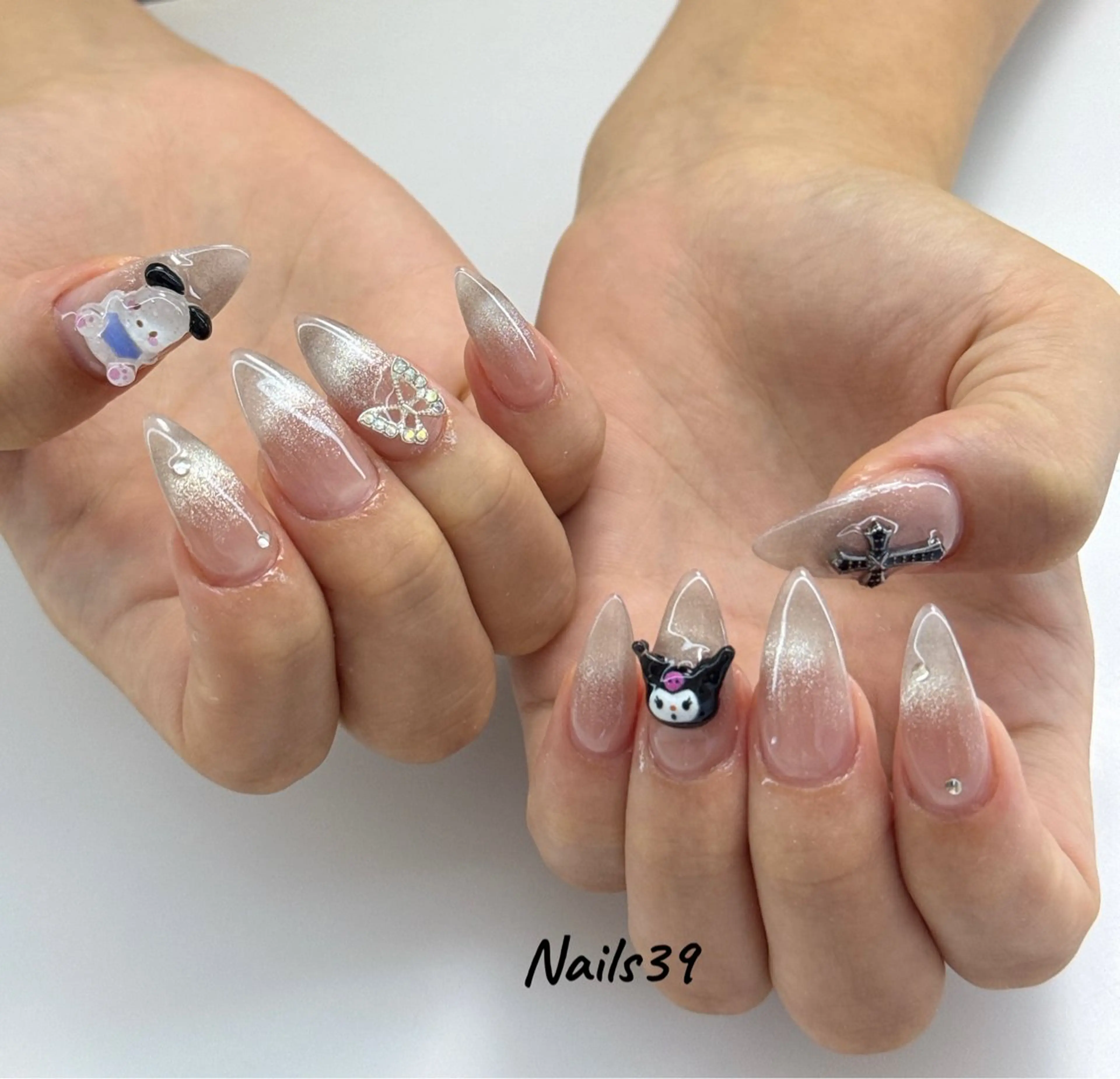 ネイル Nails 39のネイルデザイン