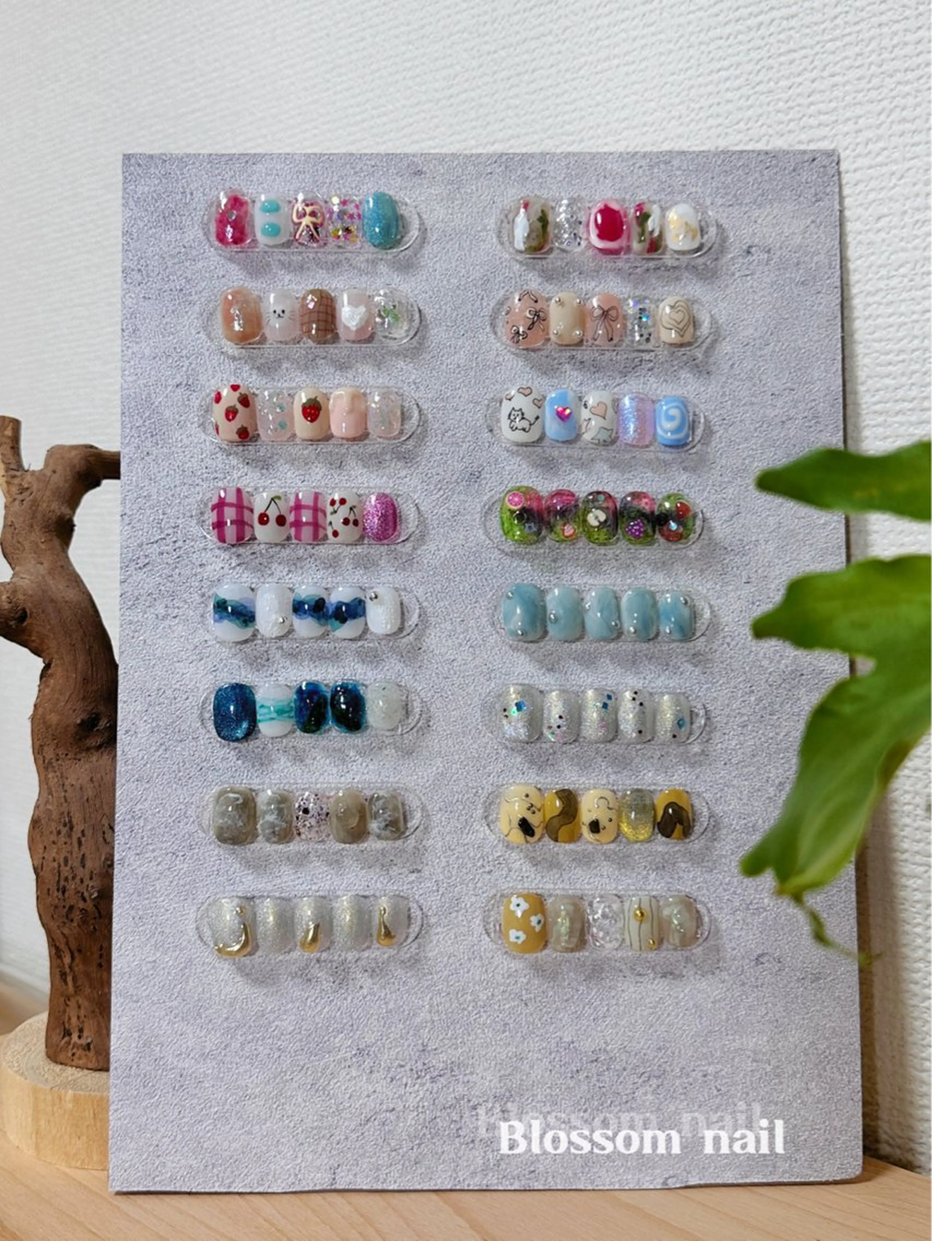 【夏ネイル】定額ニュアンスA　¥8800→7800の写真