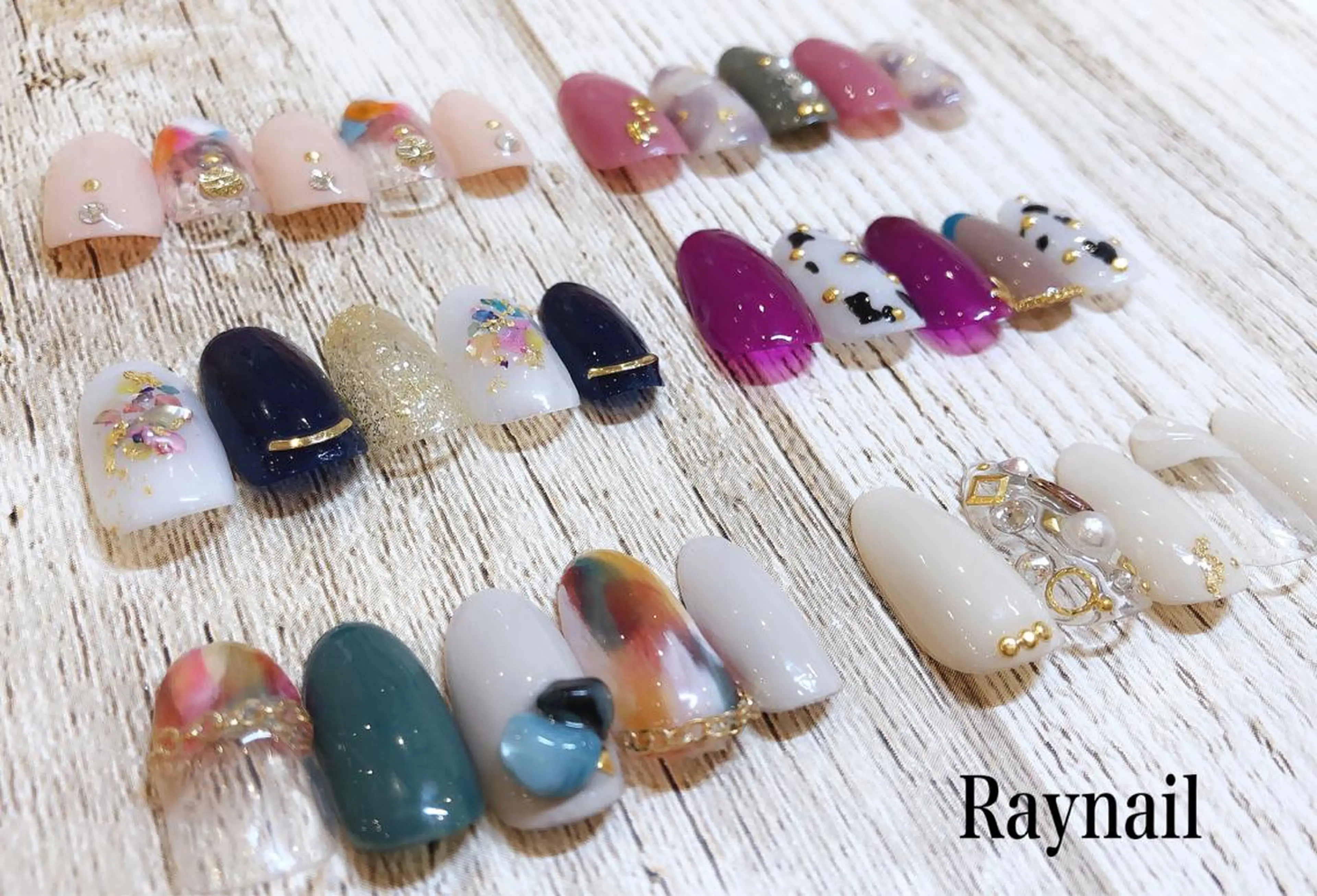 ネイル nailstudio ′ecole所属・nailstudio ′ecoleのネイルデザイン