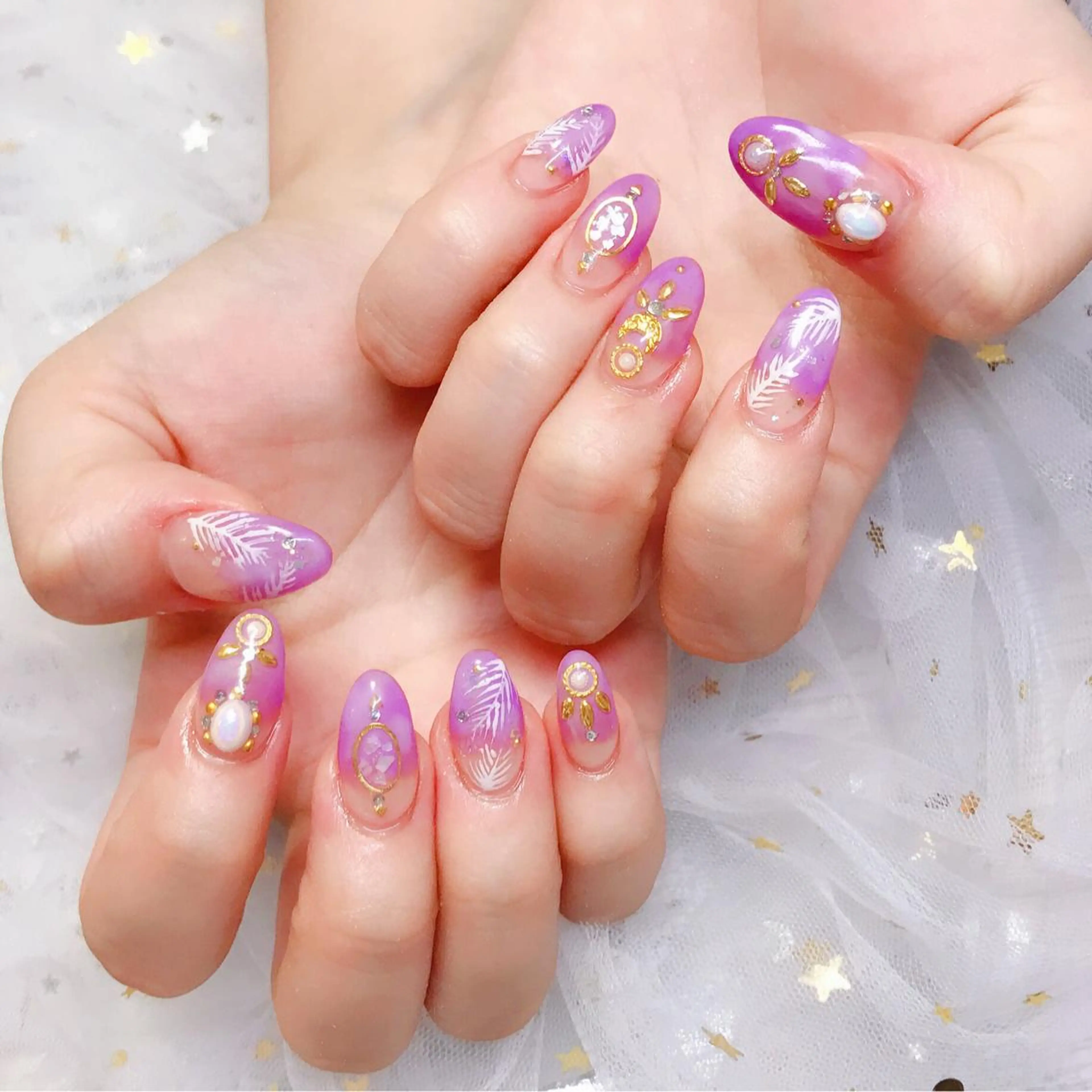 カラー ネイル Q Free nailsのネイルデザイン