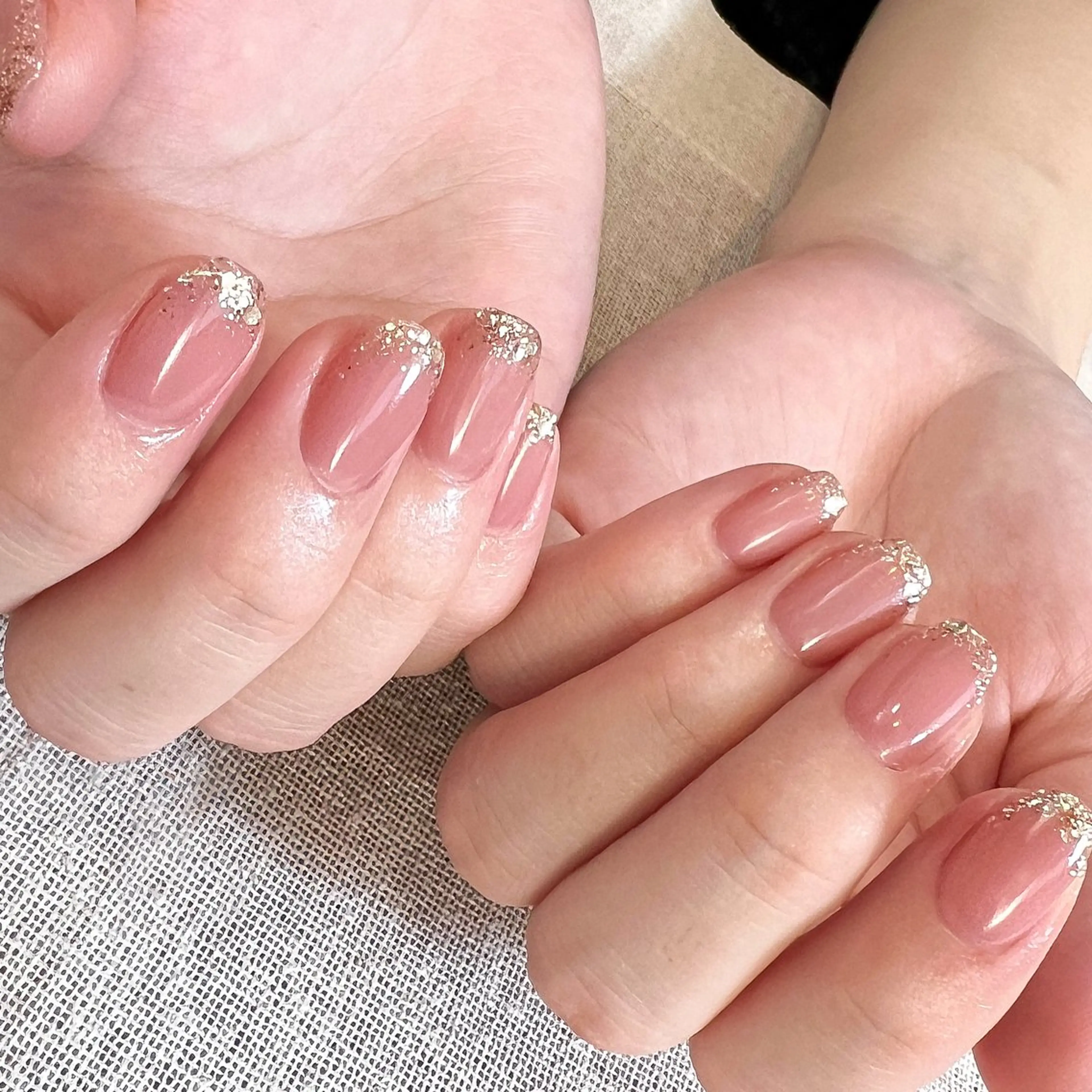 ネイル フレンチネイル ゴールド ラメ(グリッター) シンプルネイル スクエアネイル ハンドネイル pointillé .ayaのネイルデザイン