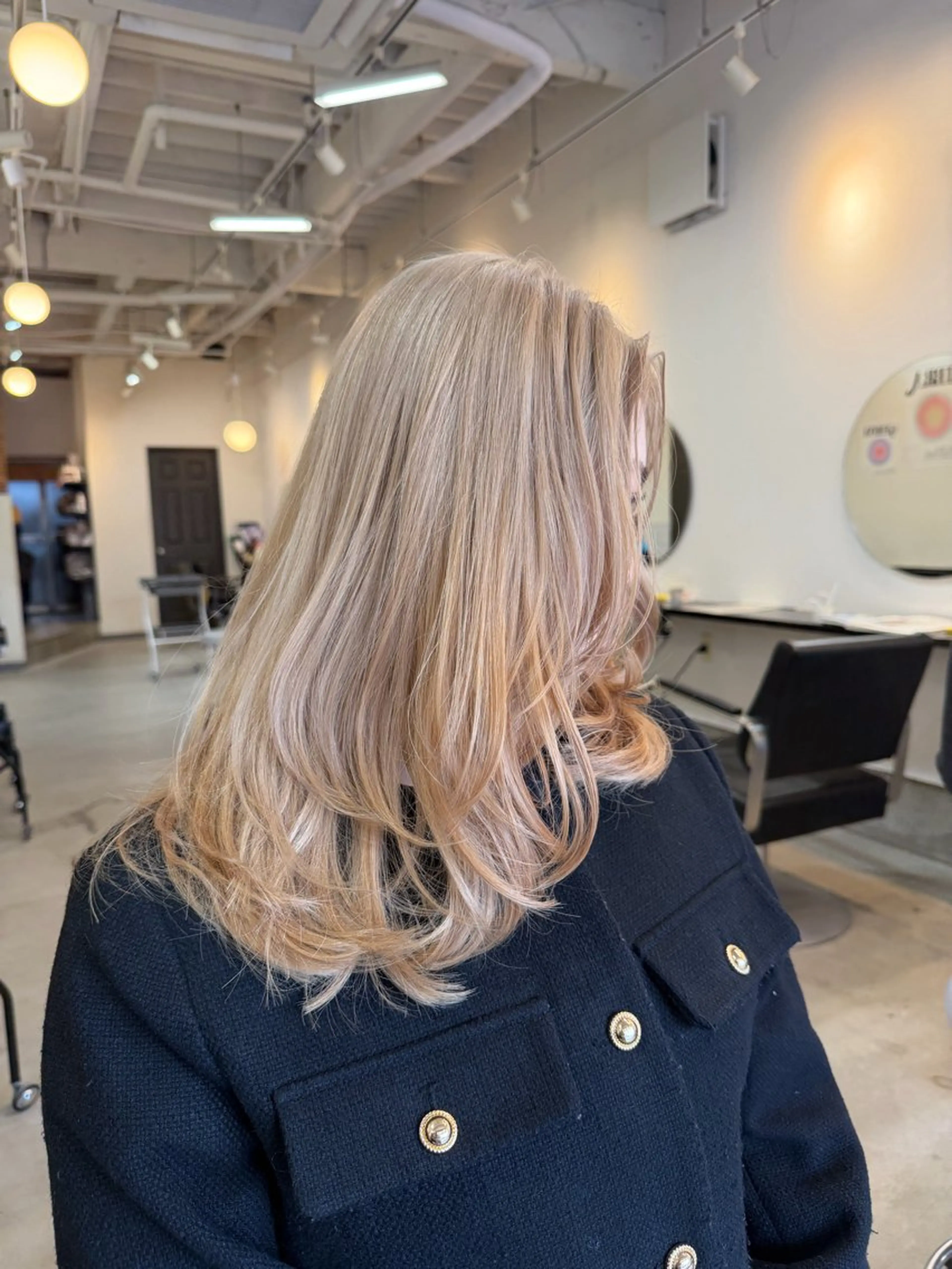 セミロング ヘアカラー ♪ハイトーン♪津田沼 ♥︎HIYORI♥︎のヘアスタイル