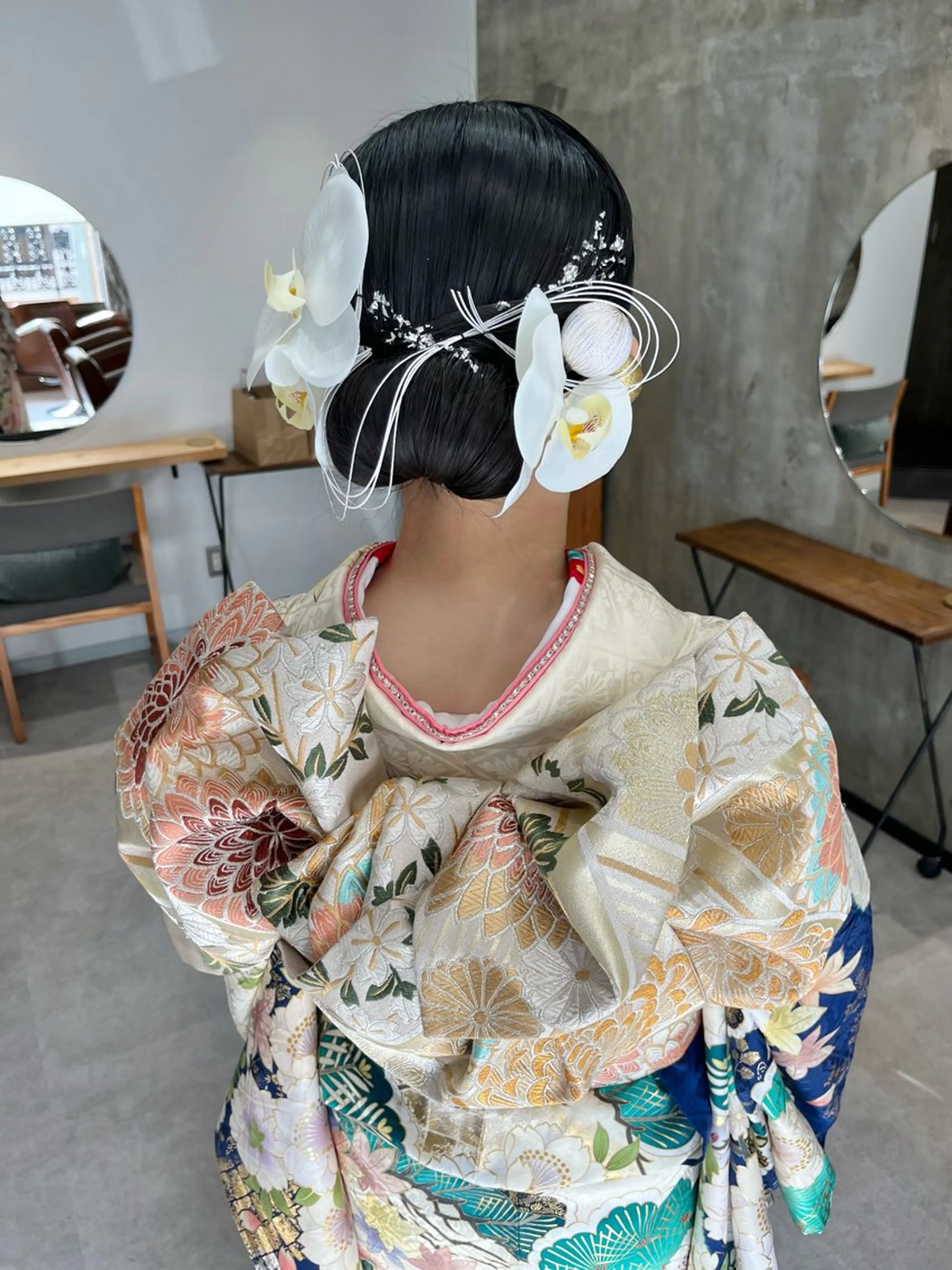 ロング カラー ヘアアレンジ Noele hair atelier(ノエルヘアアトリエ)所属・北上ゆい/個性派/ ナチュラルアレンジのヘアスタイル