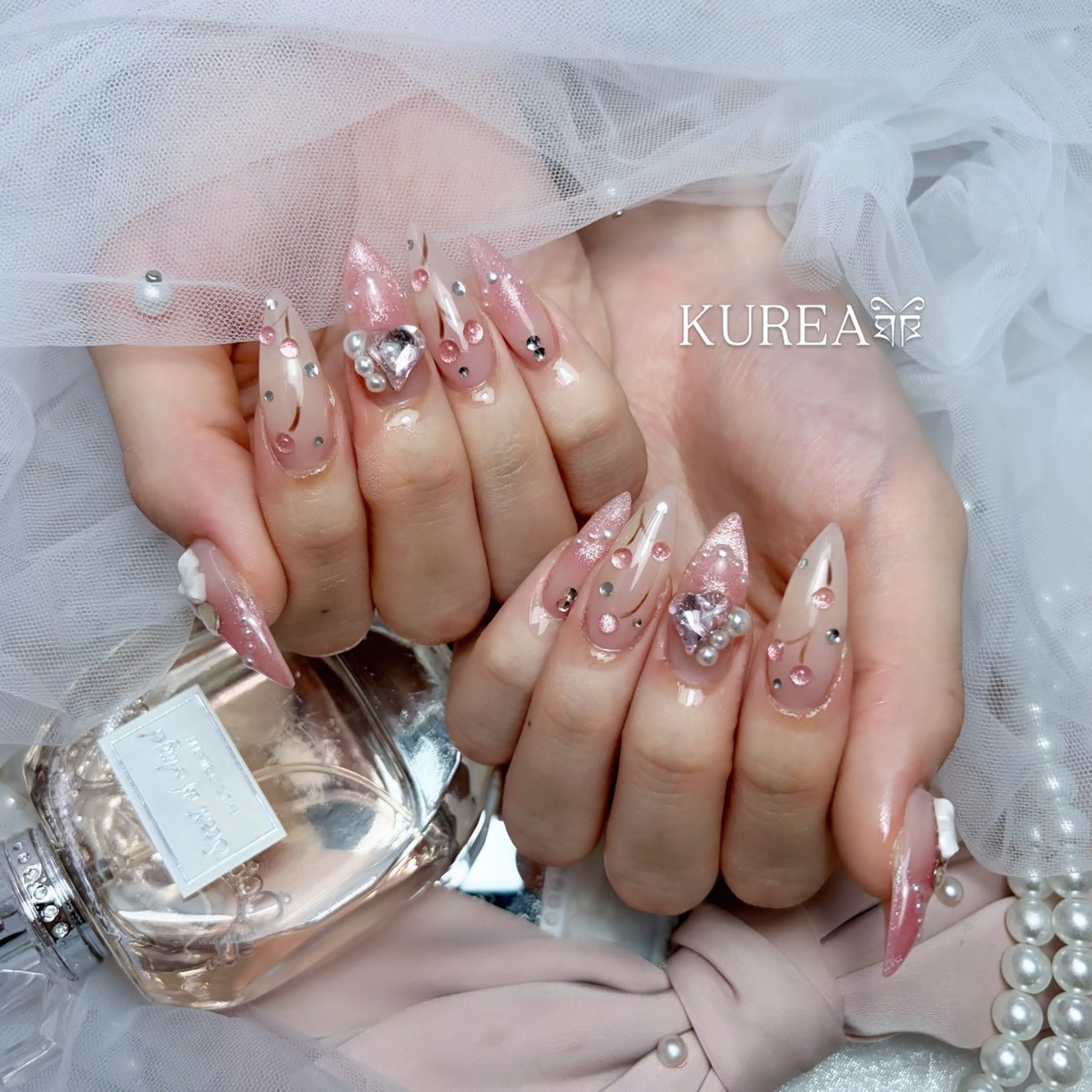 ネイル アートネイル クリアネイル ぷっくりネイル ハンドネイル ALPHA. KUREAのネイルデザイン